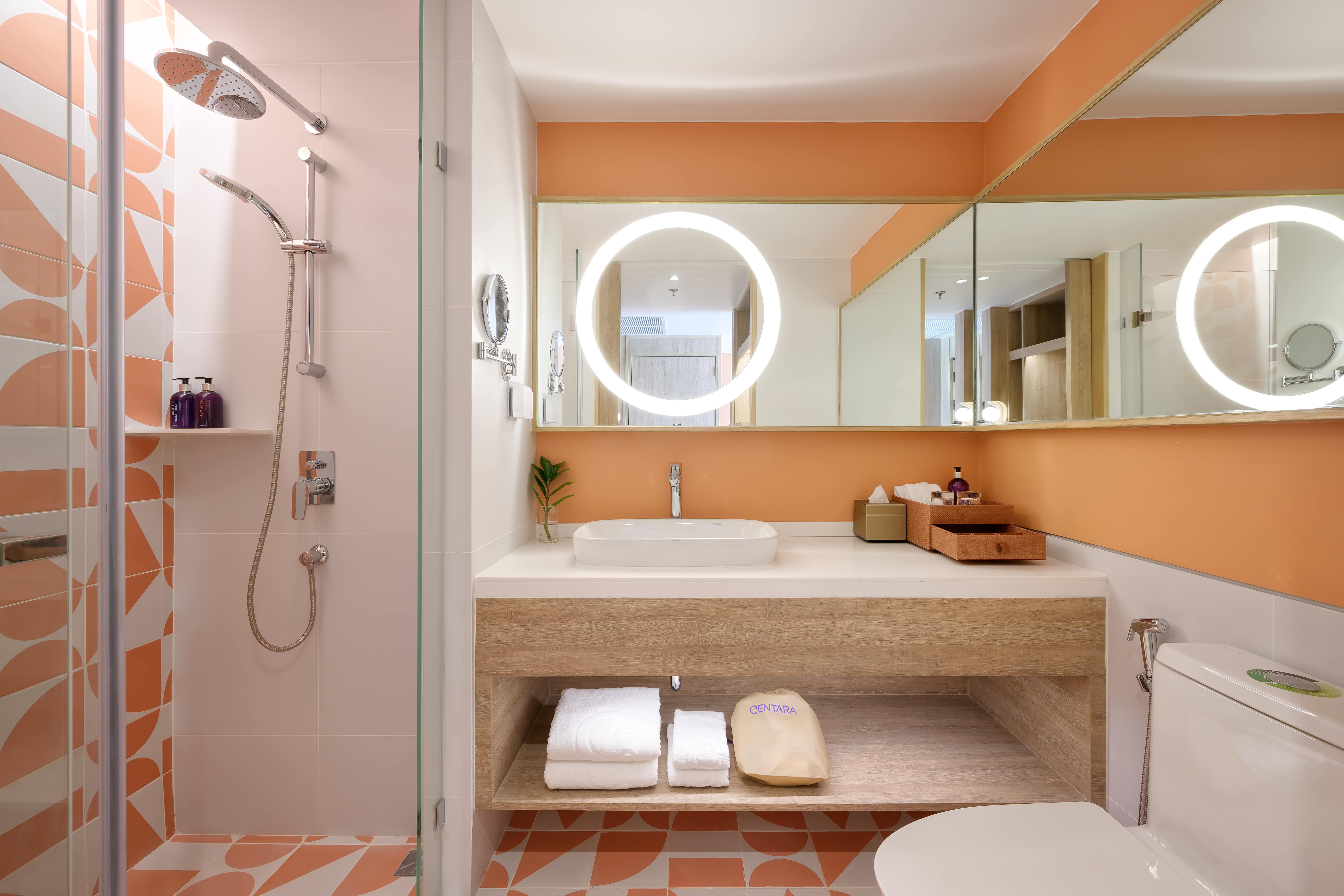 Double Deluxe Pool View