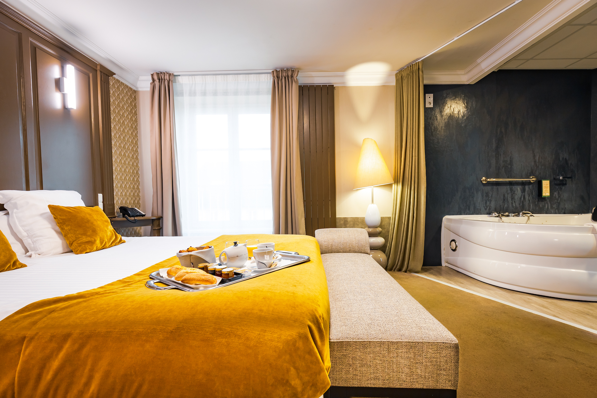 Junior Suite Standard