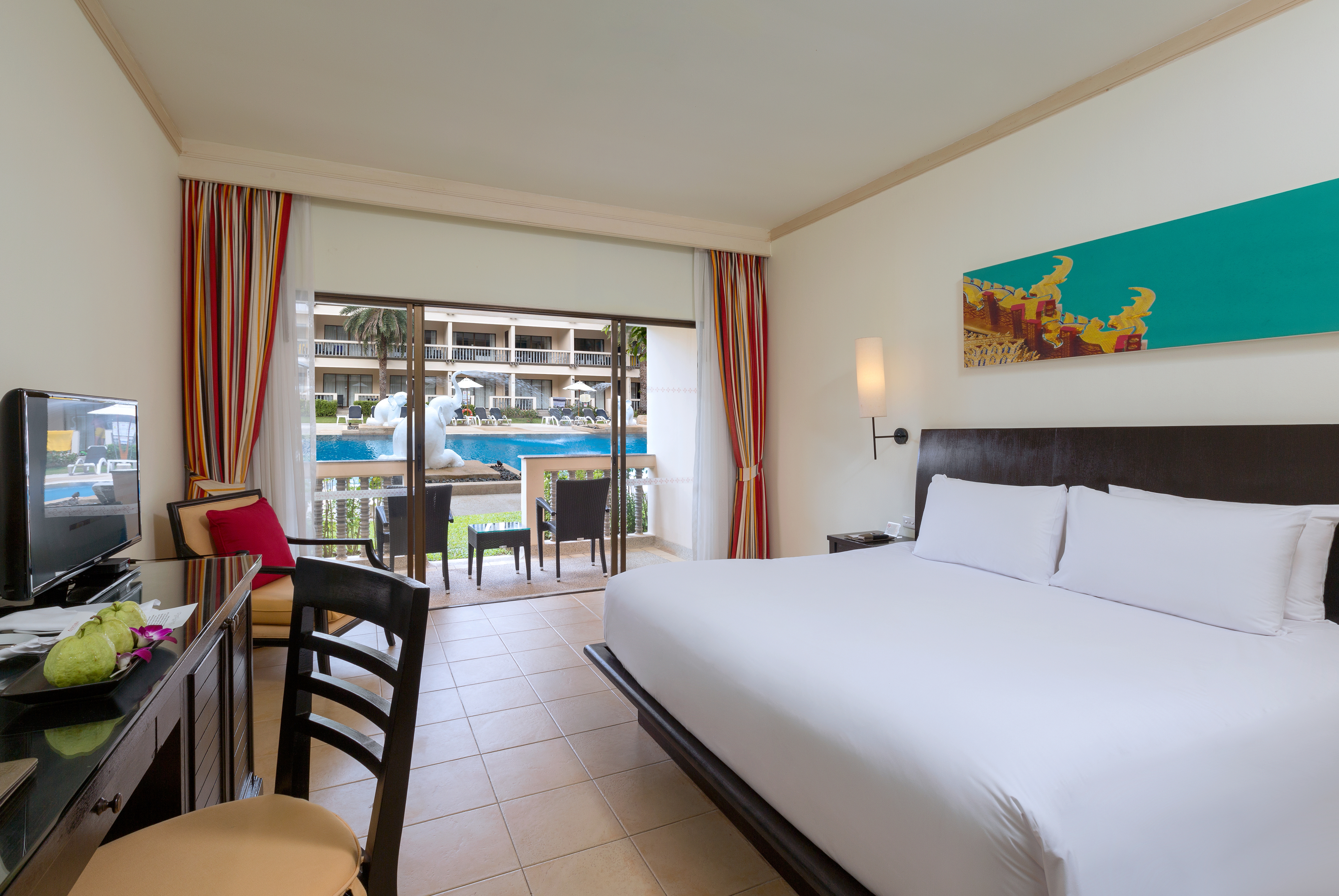 Double Deluxe Pool View