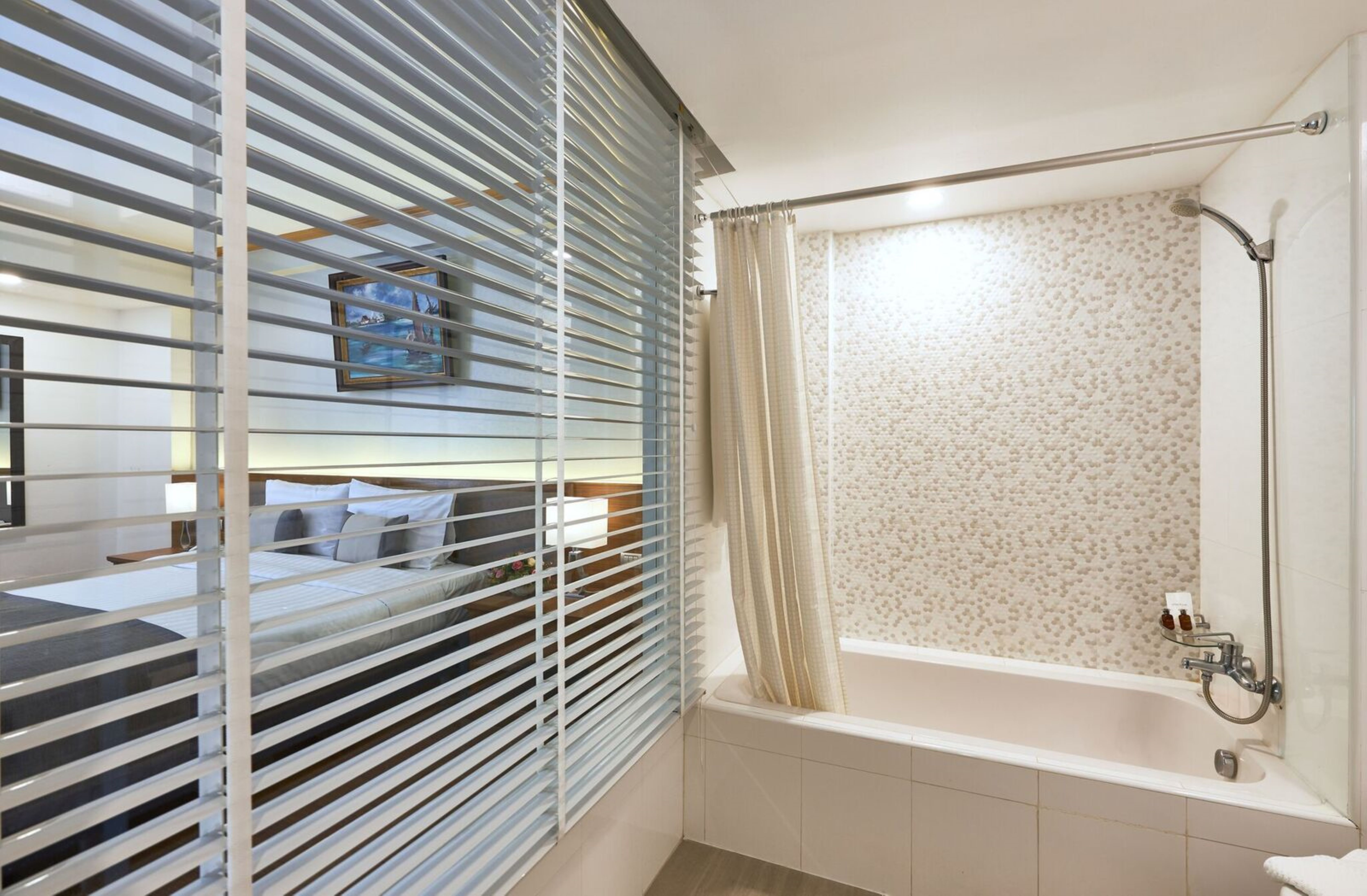 Double or Twin Deluxe