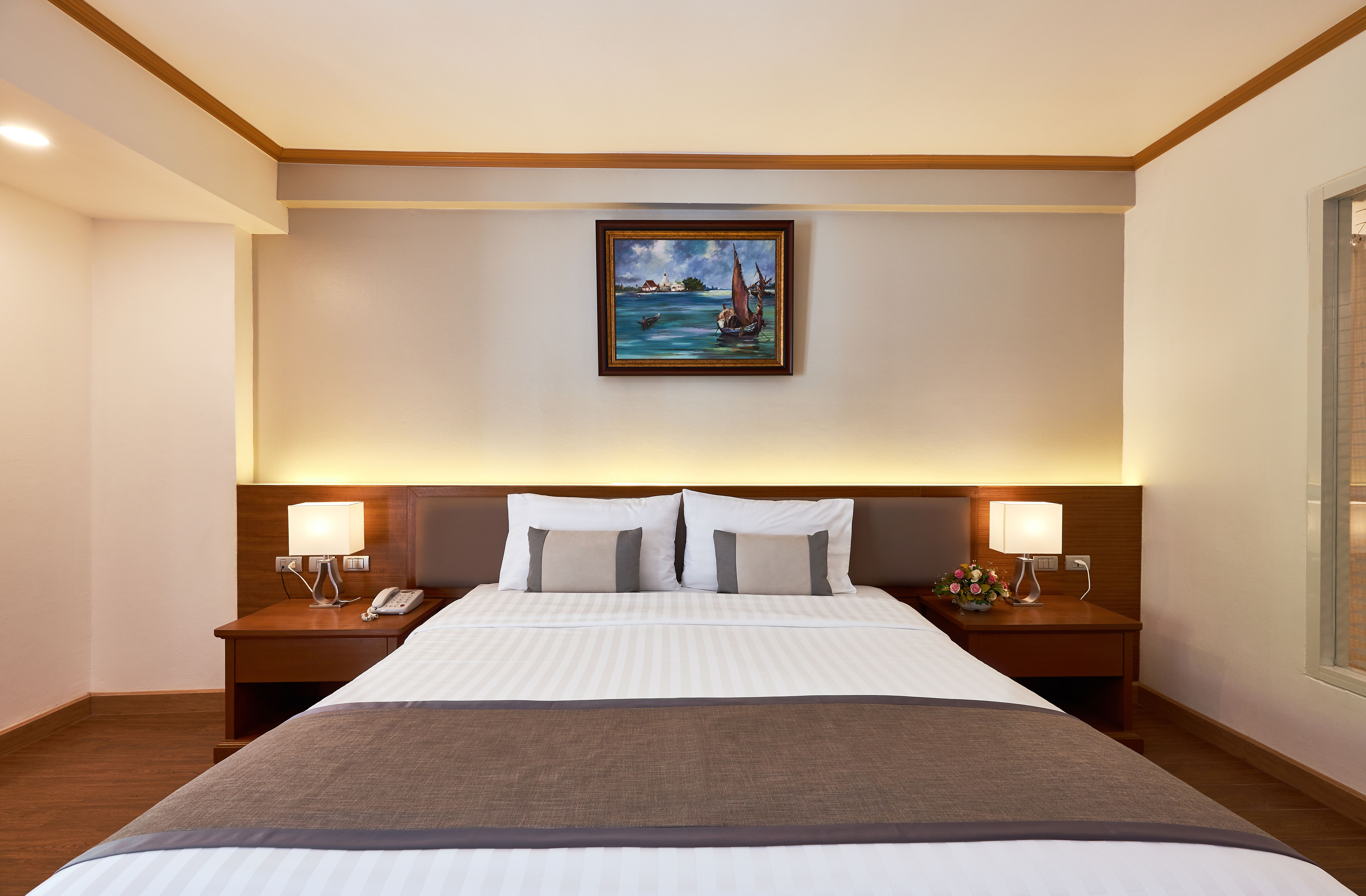 Double or Twin Deluxe