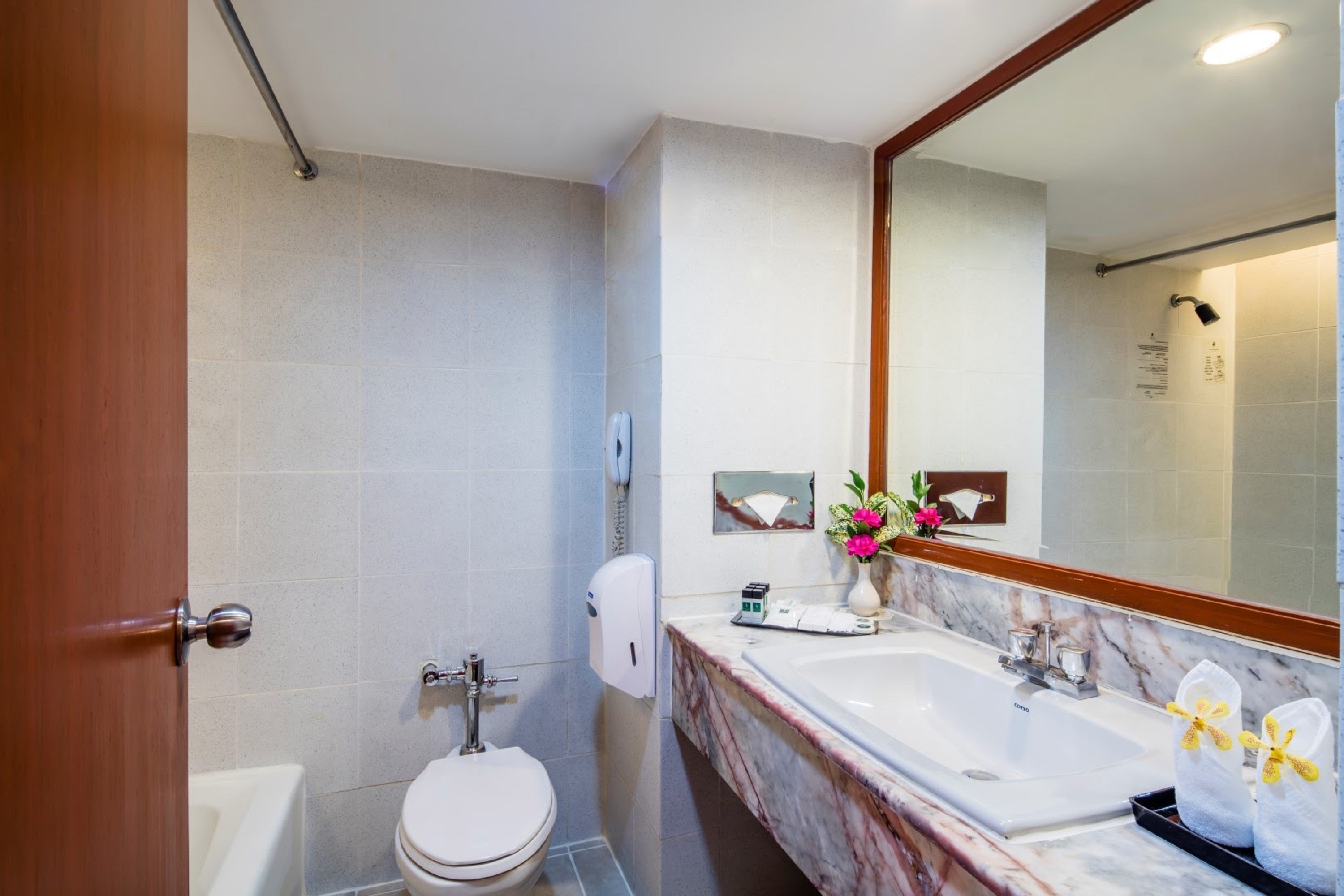 Double or Twin Deluxe