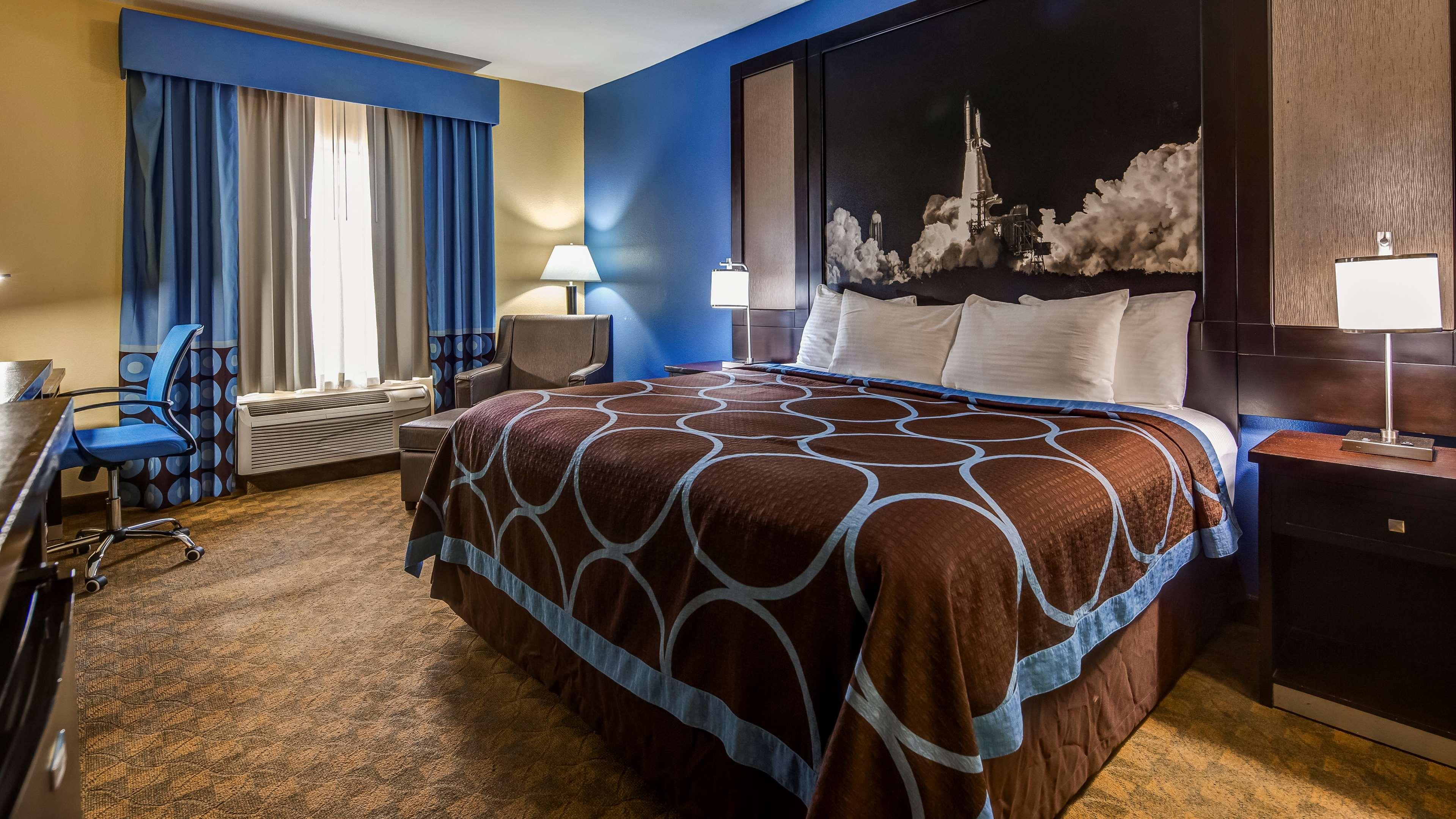 Room King Bed Non Smoking