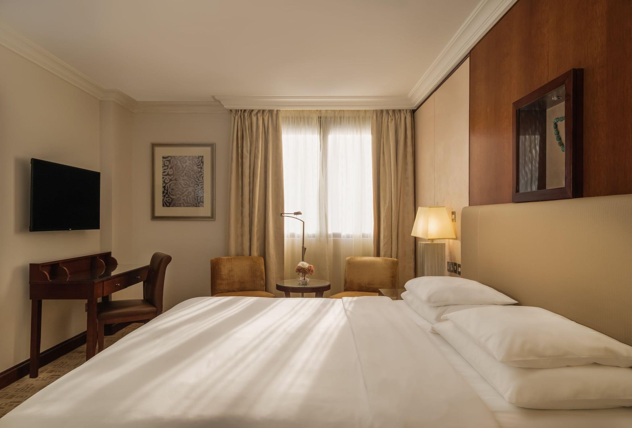 Double King Size Bed