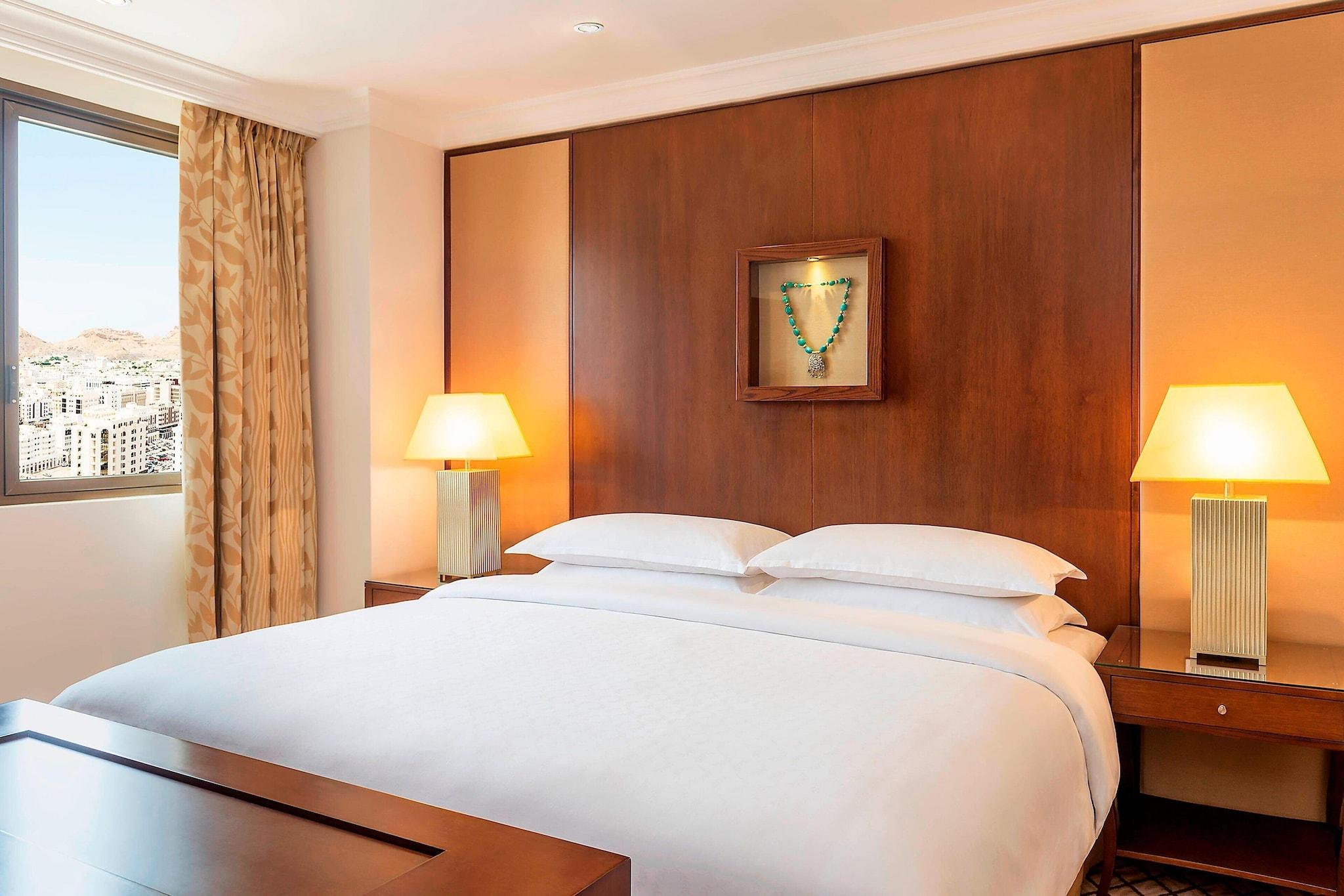 Junior Suite King Size Bed