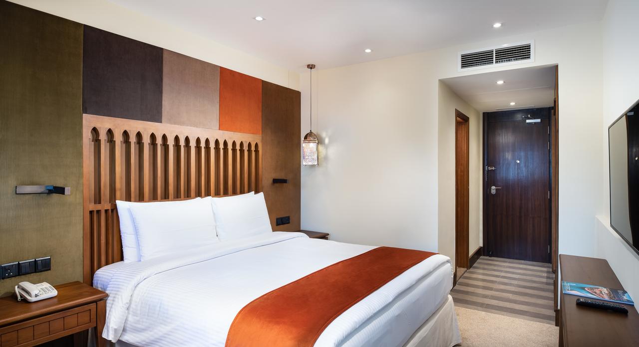 Double or Twin Standard