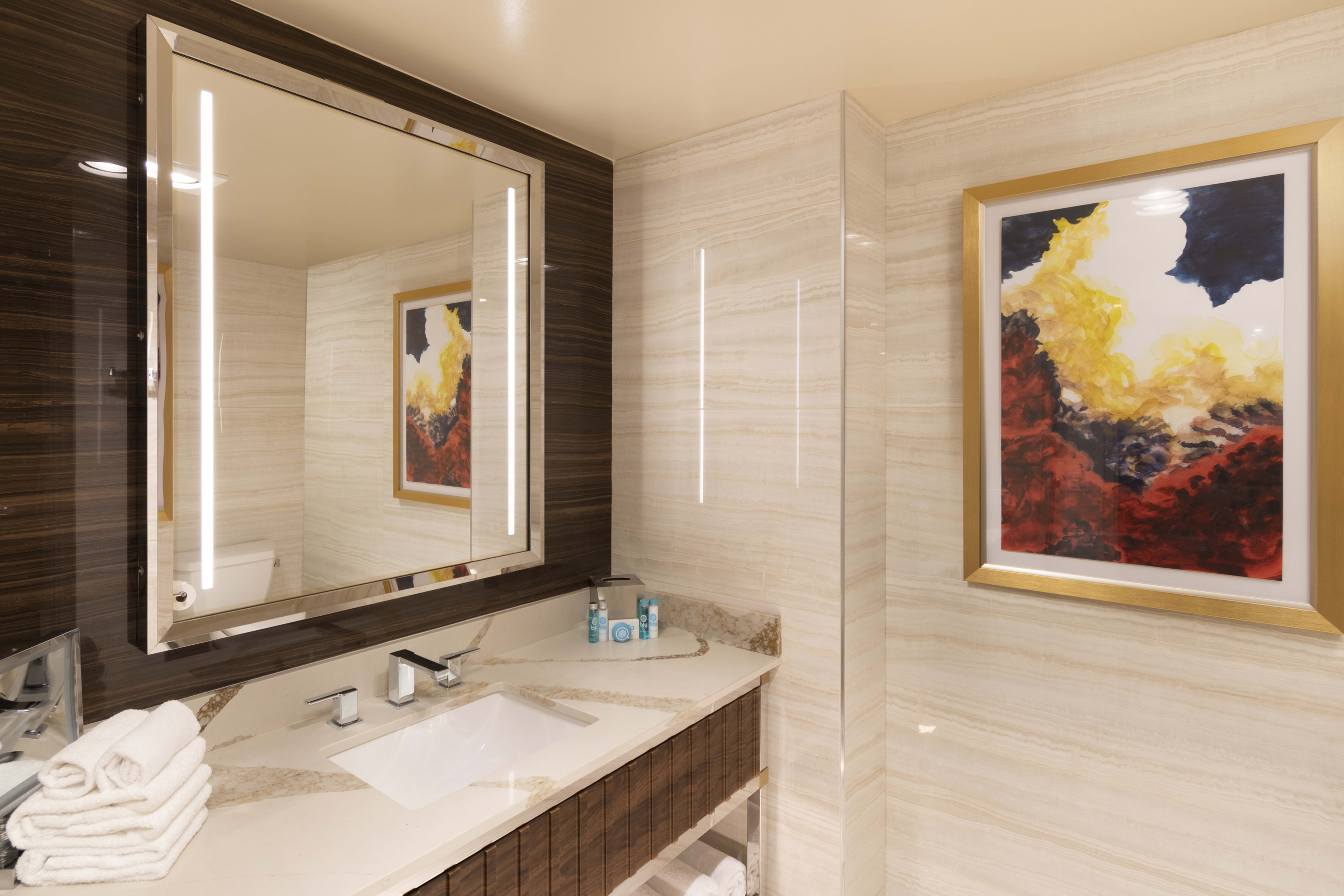 Double Deluxe King Bed