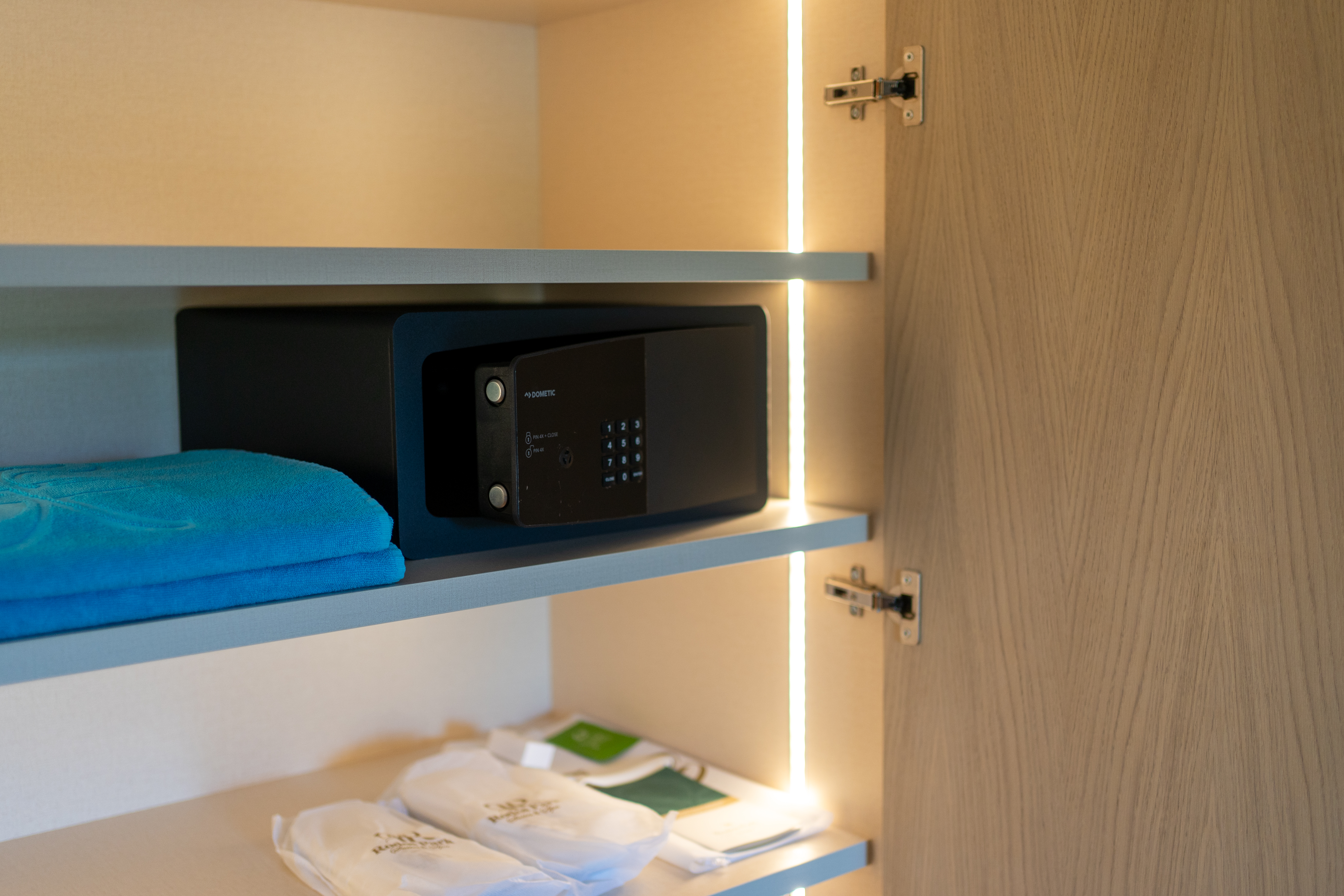 Double or Twin Deluxe Premium