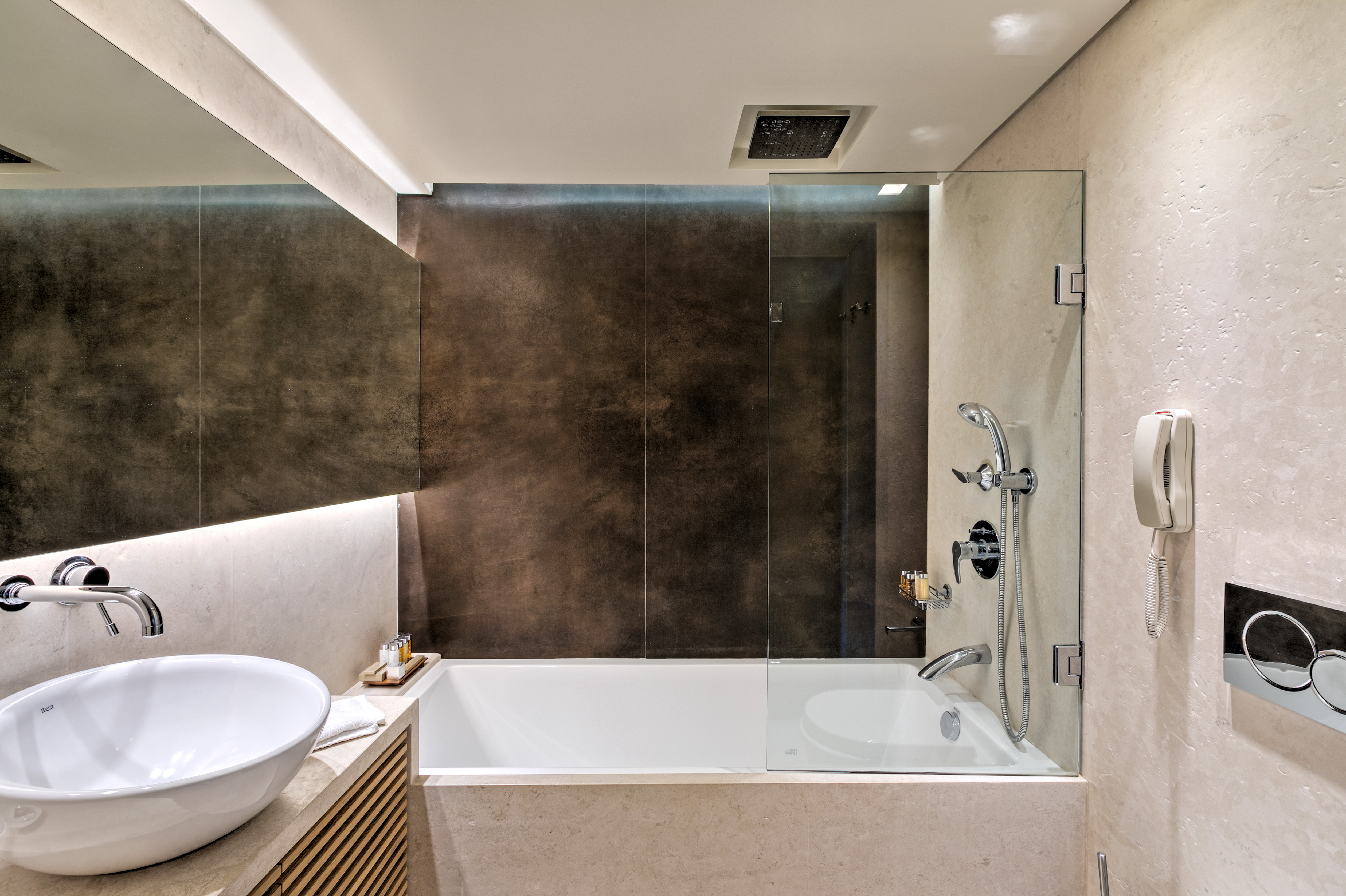 Double or Twin Deluxe