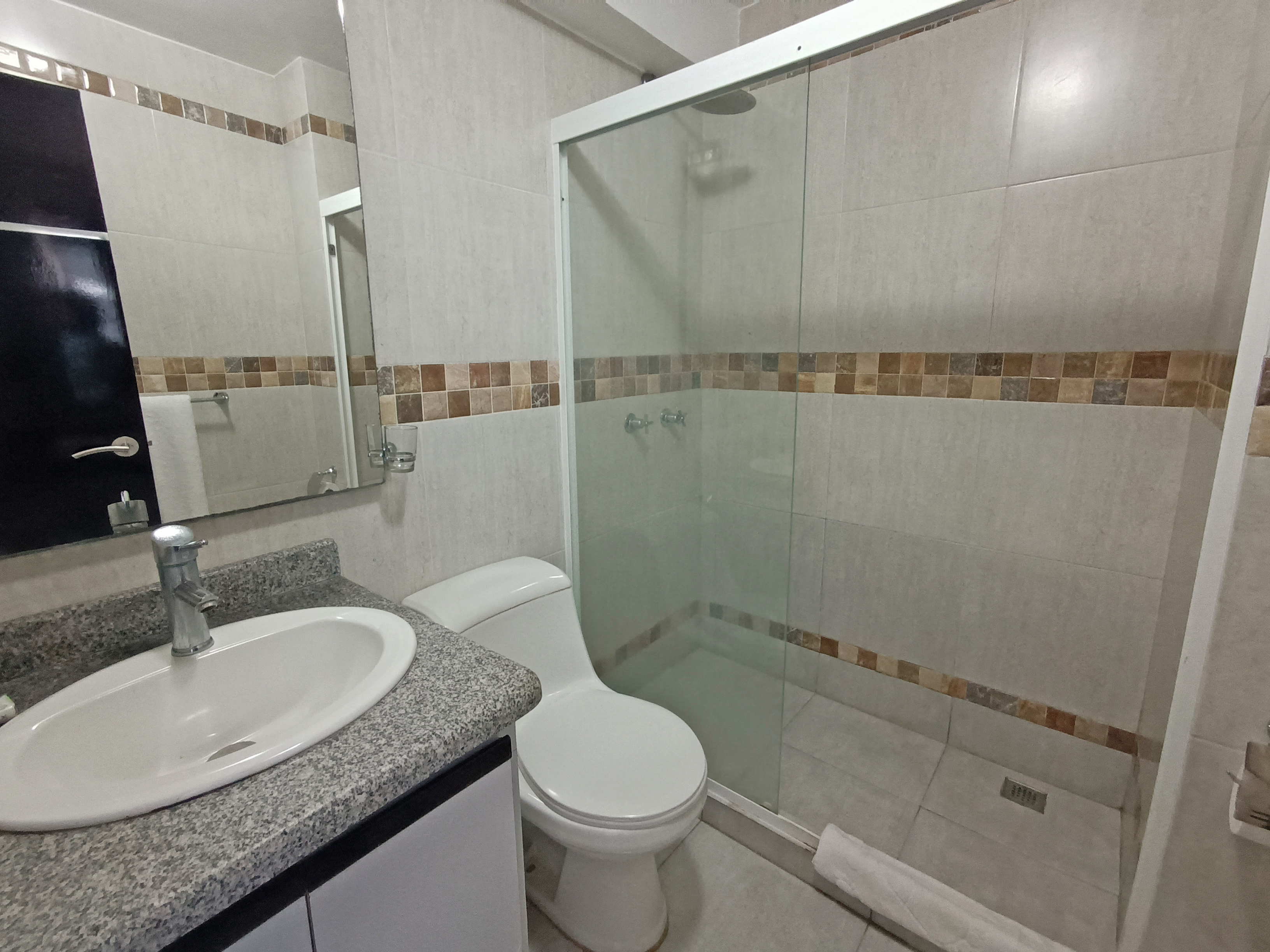 Triple Queen Size Bed