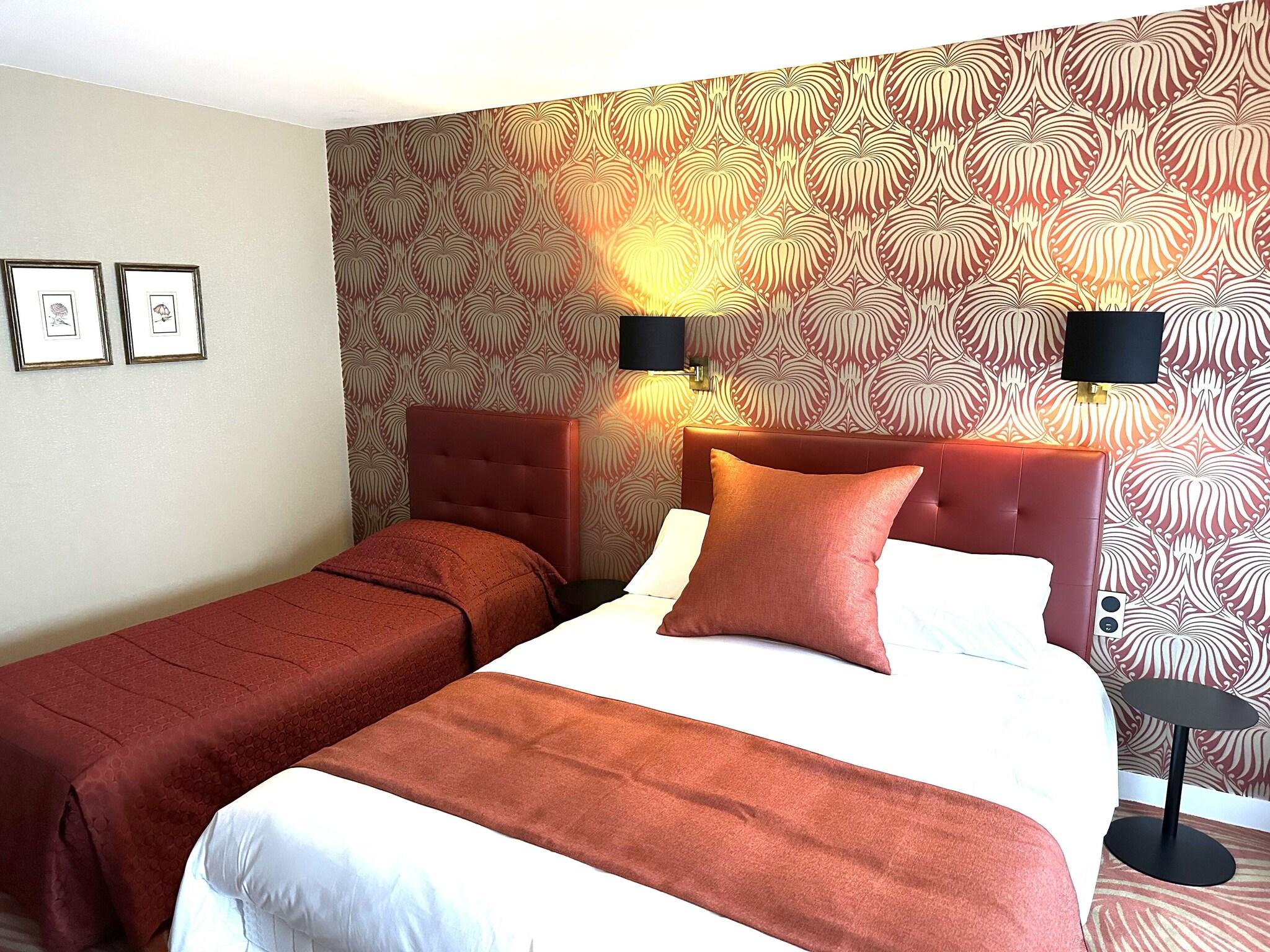 Quadruple Three Beds