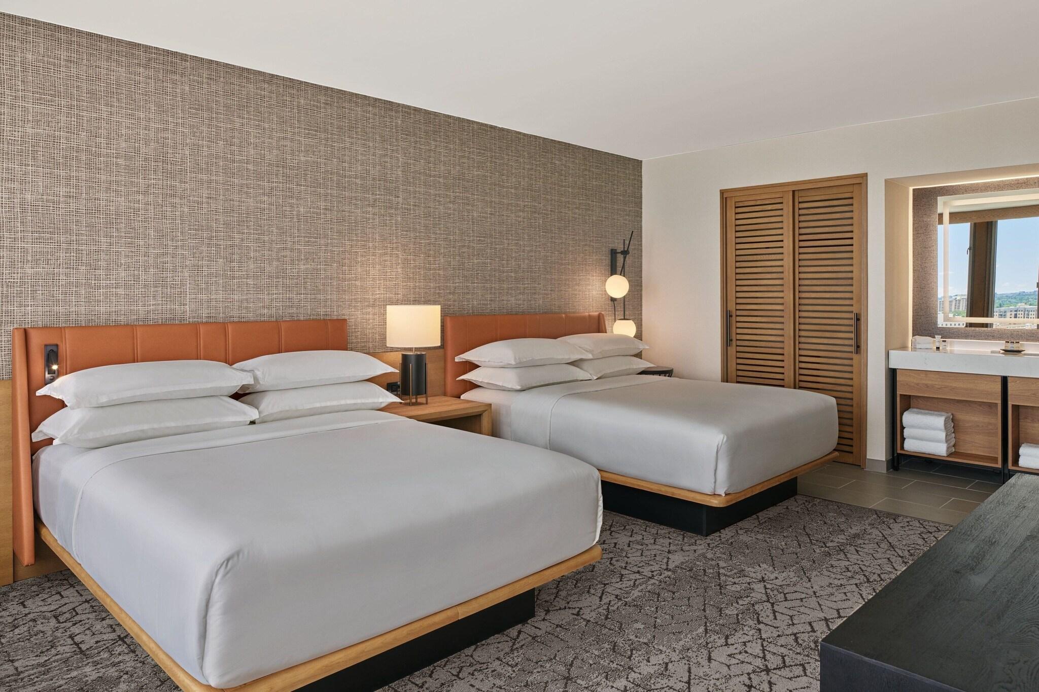 Quadruple City View Two Queen Beds