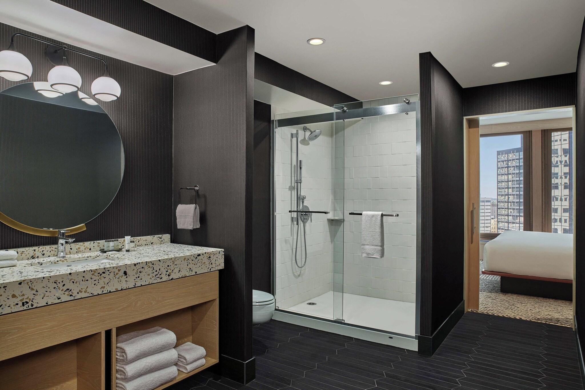 Suite Executive King Bed