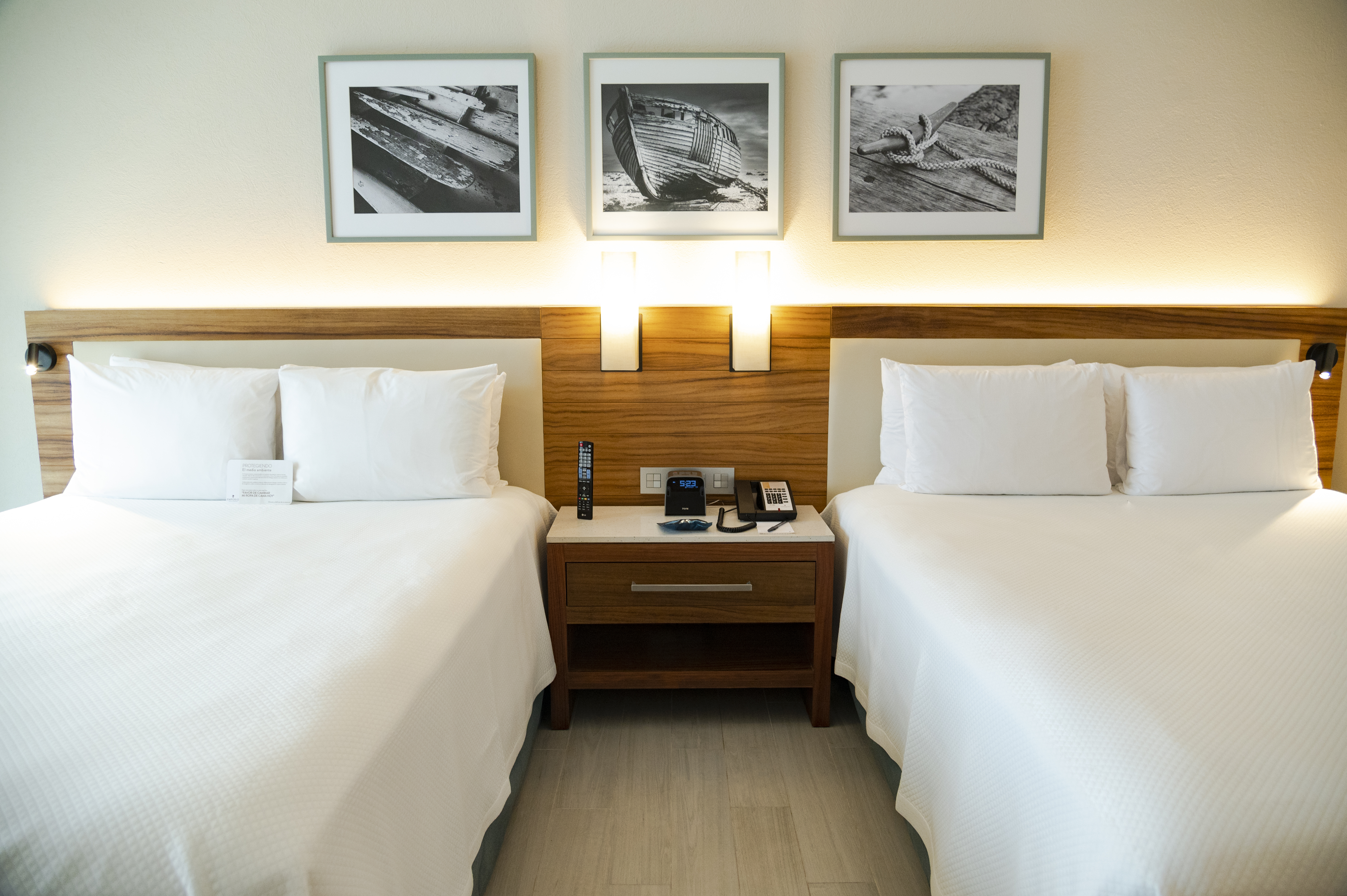 Double Ocean Front Two Double Beds