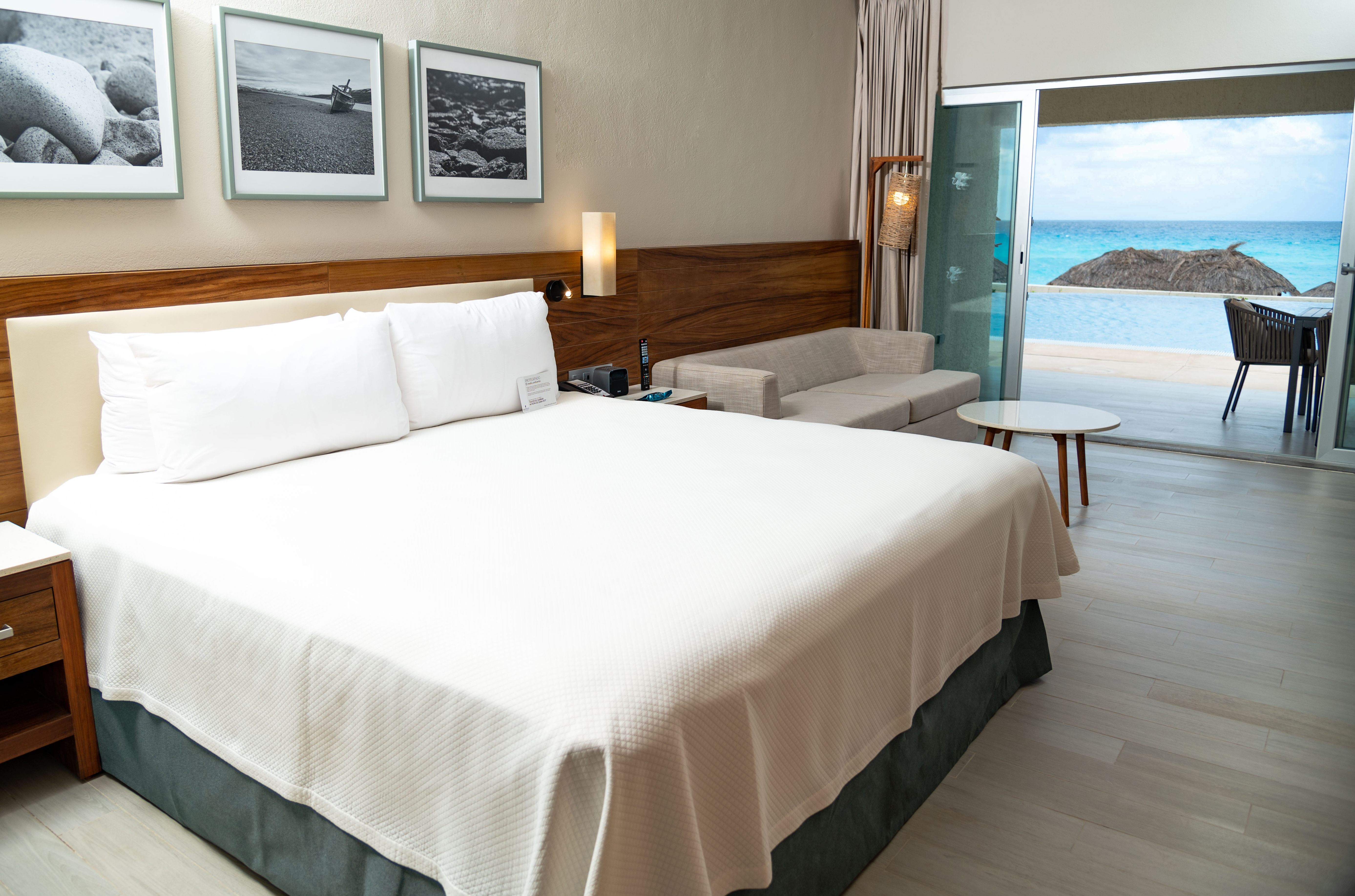 Double Ocean Front King Bed