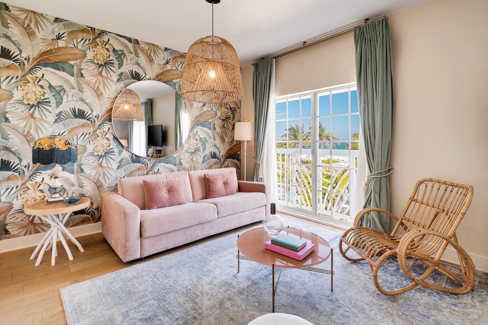 Suite Ocean Front King Bed