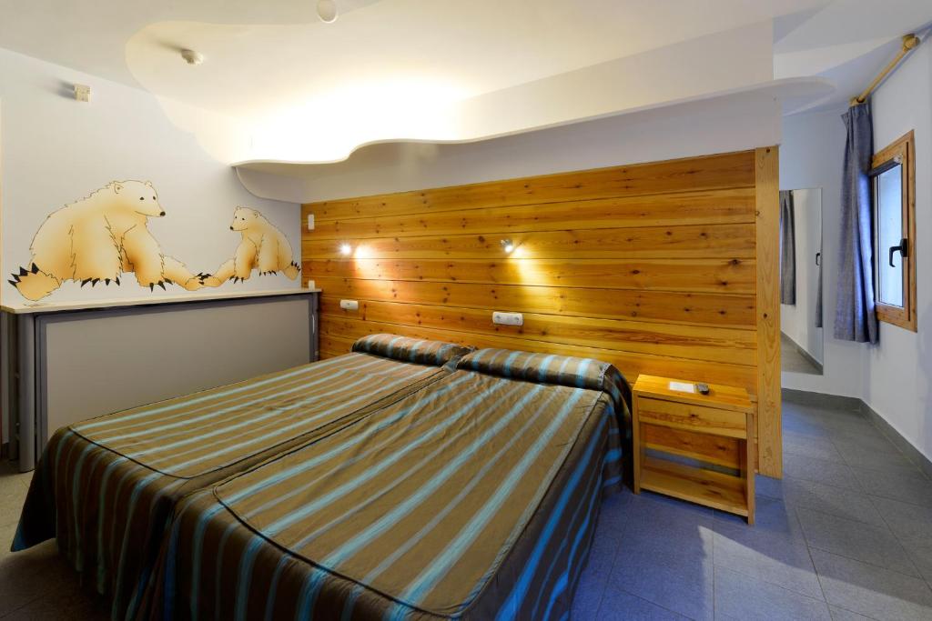 Family Room Capacity 3