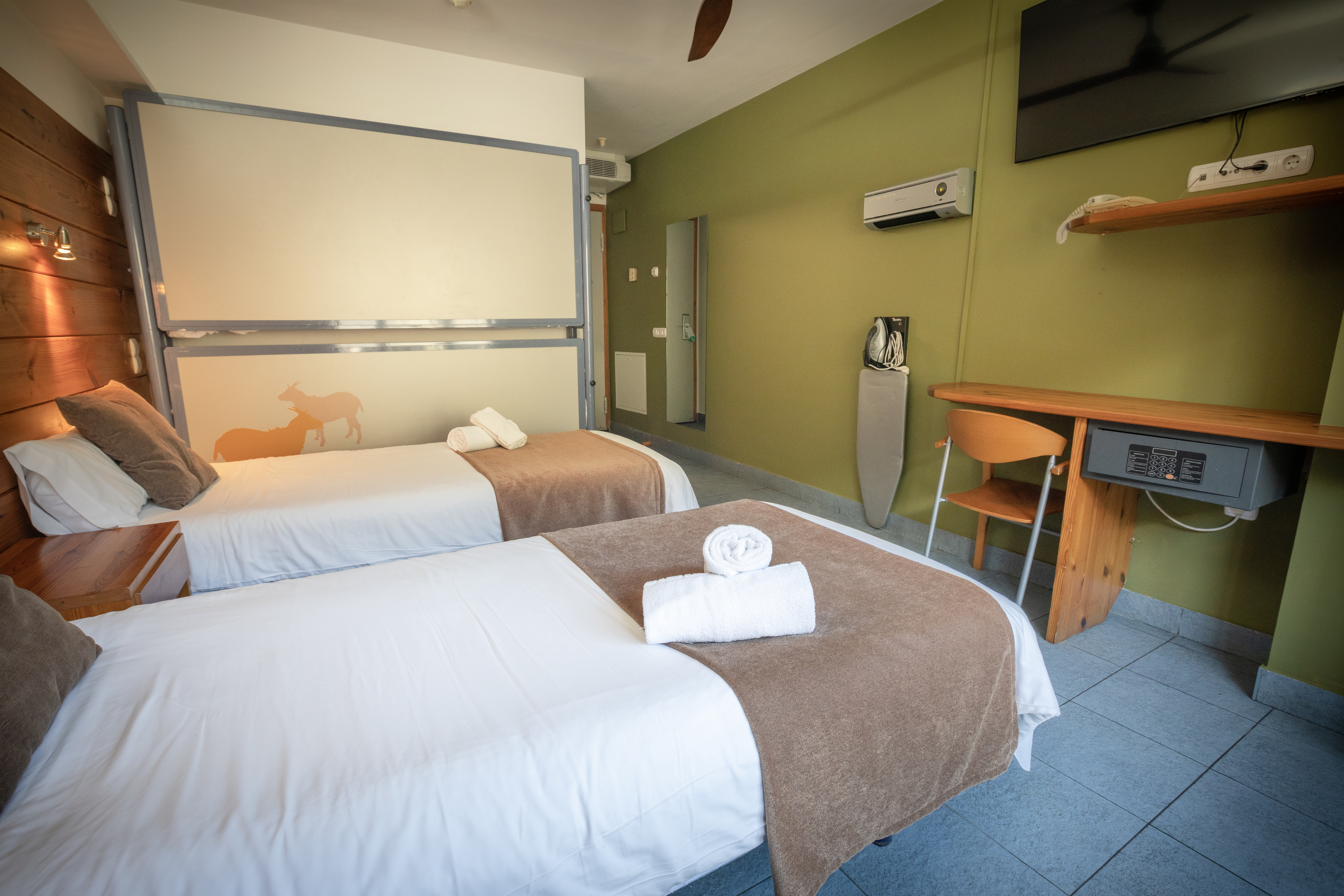 Quadruple Capacity 1