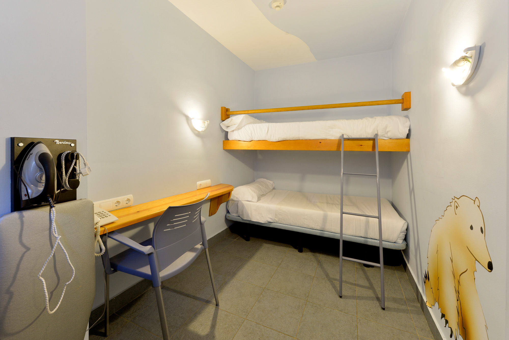 Family Room Capacity 5