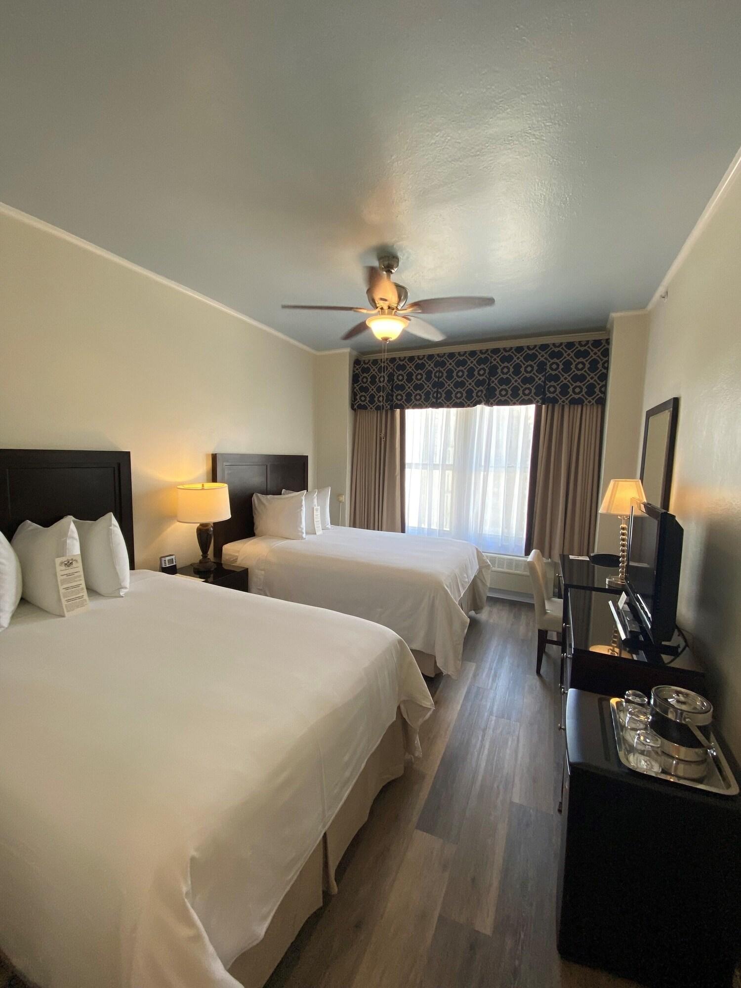 Quadruple Two Double Beds