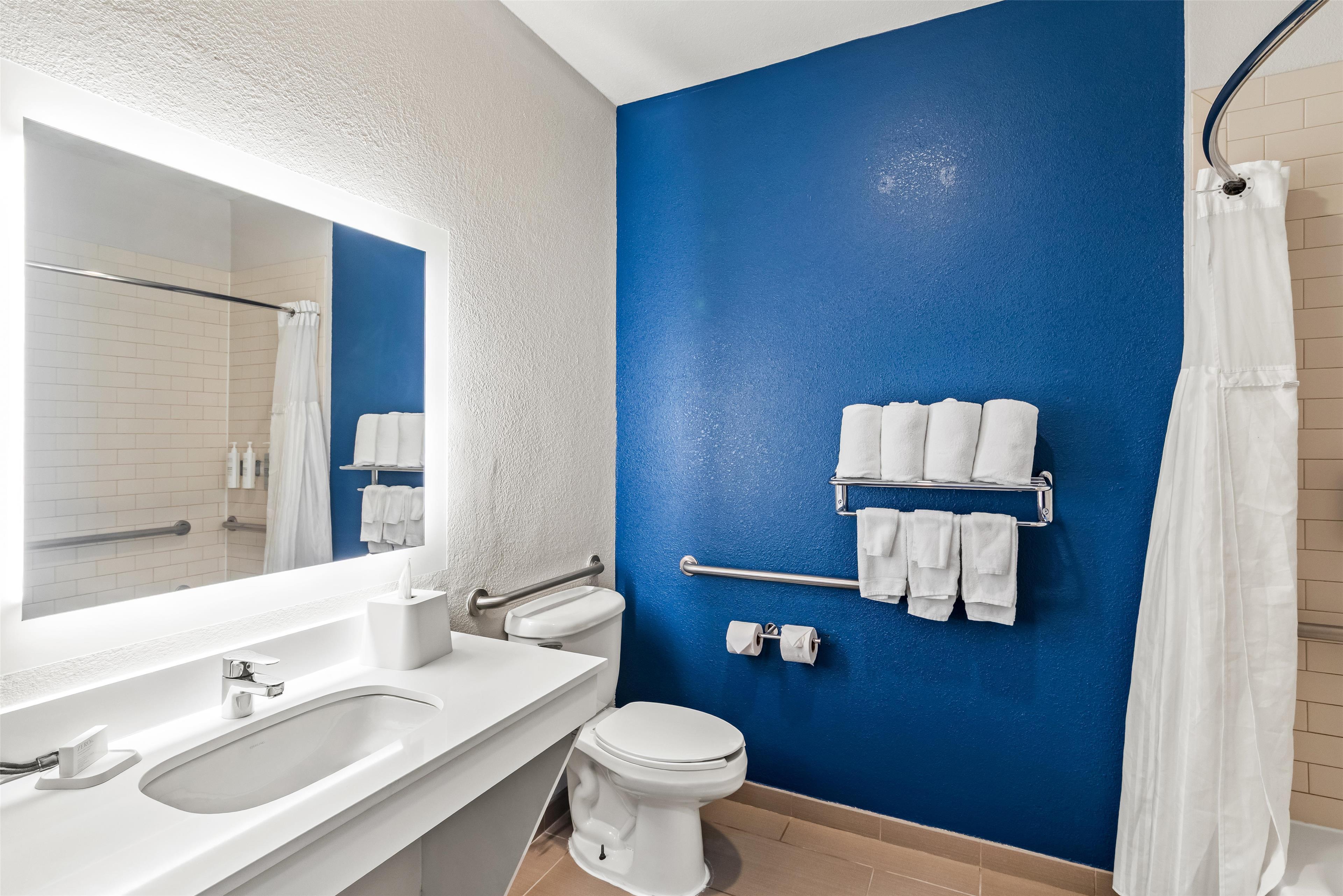 Twin Accessible-two Queen Beds