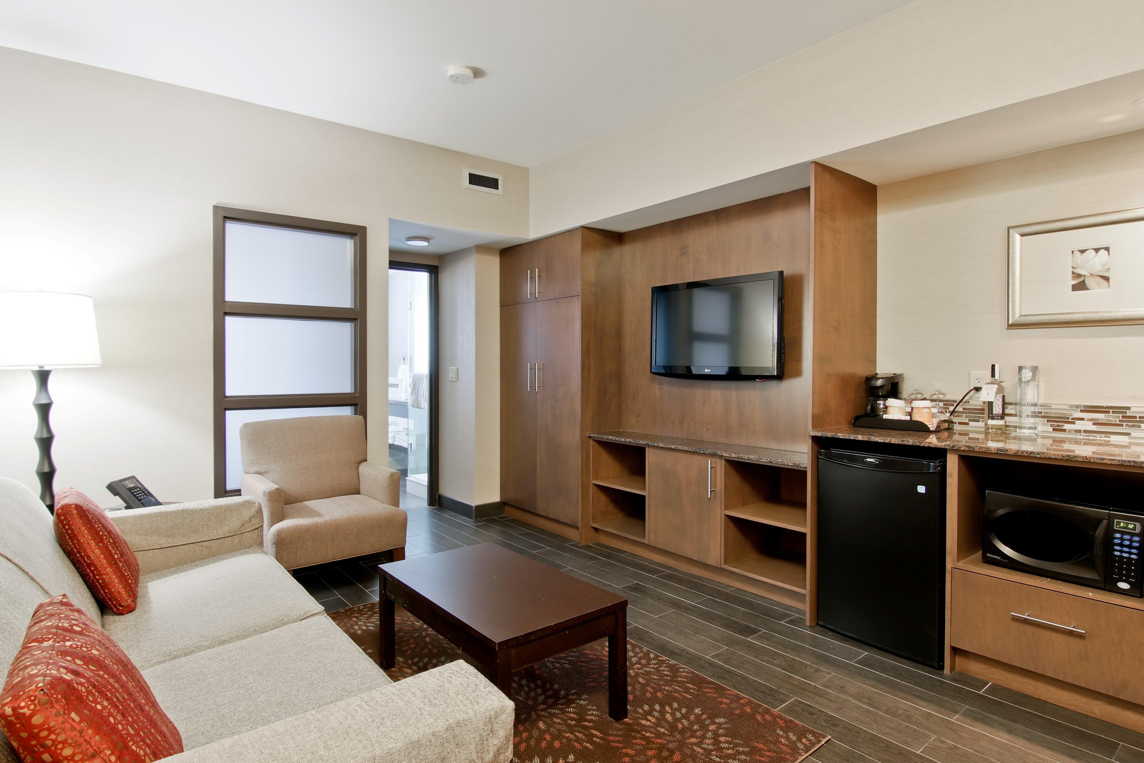 Suite with Kitchenette