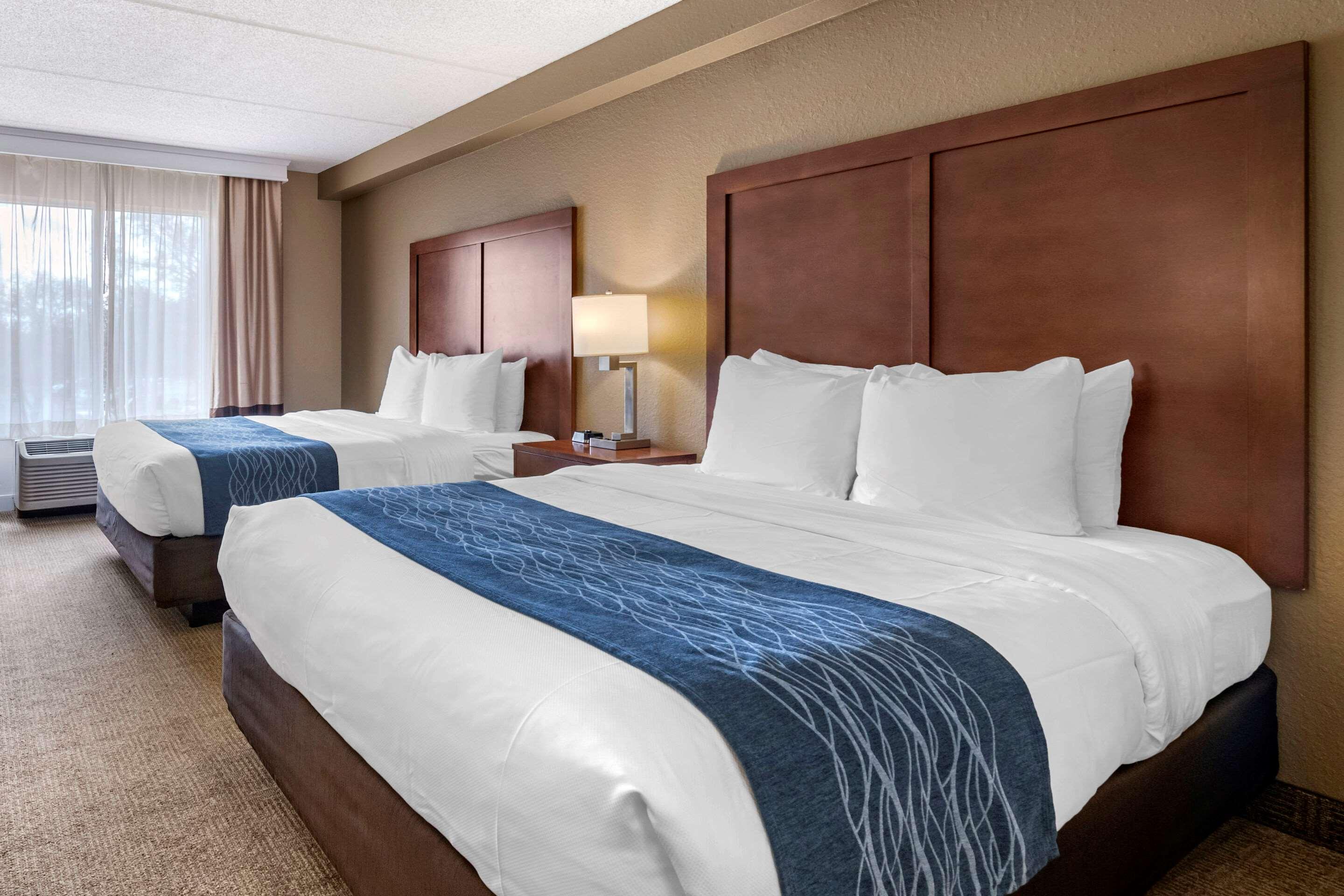 Double Two Queen Beds Non Smoking