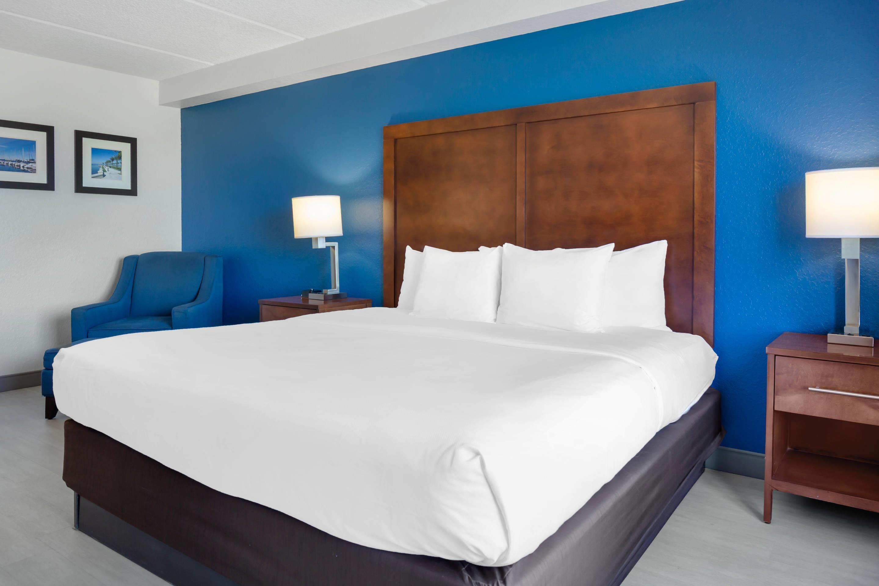 Double King Bed Non Smoking