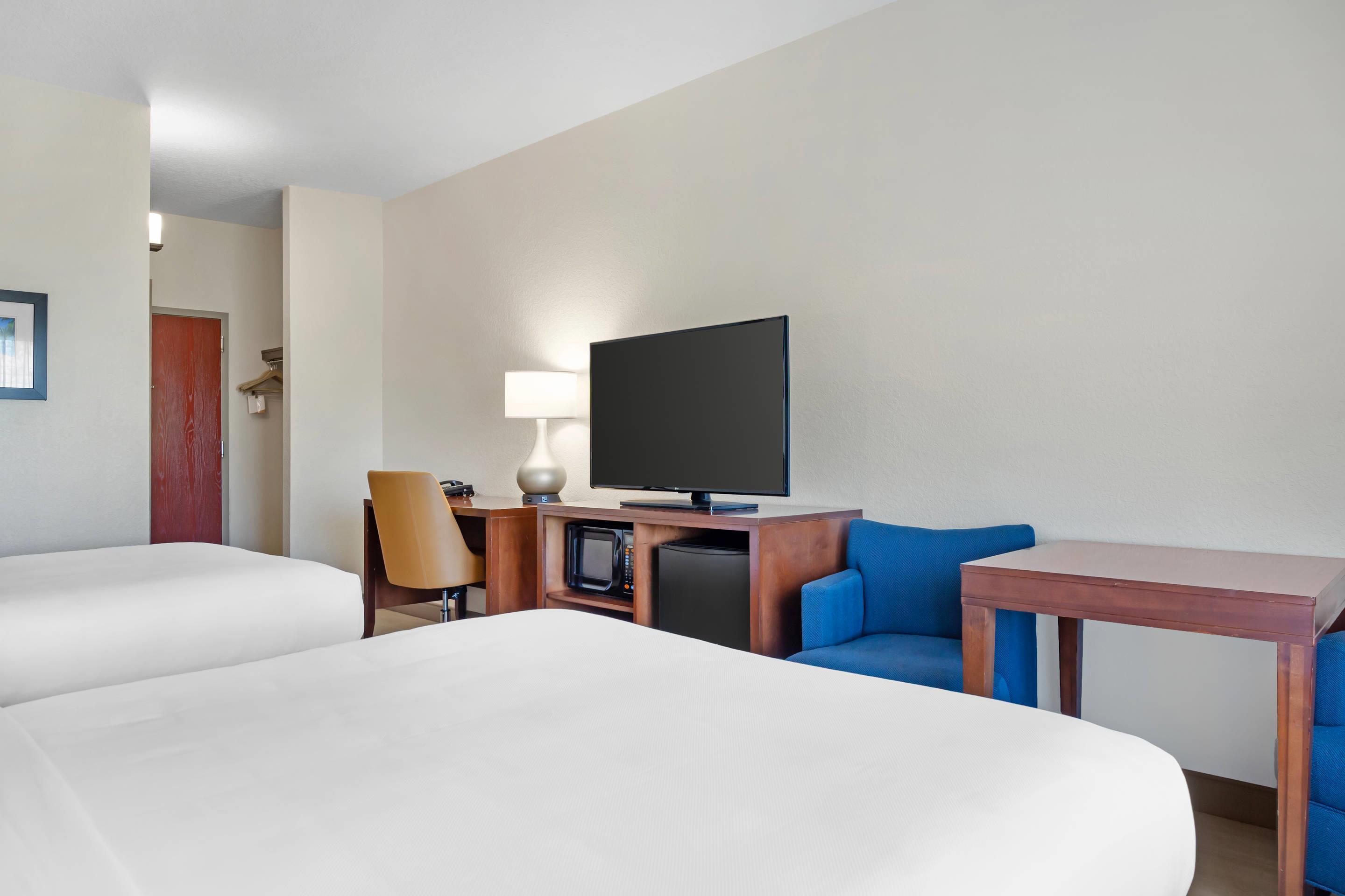 Double Two Queen Beds Non Smoking