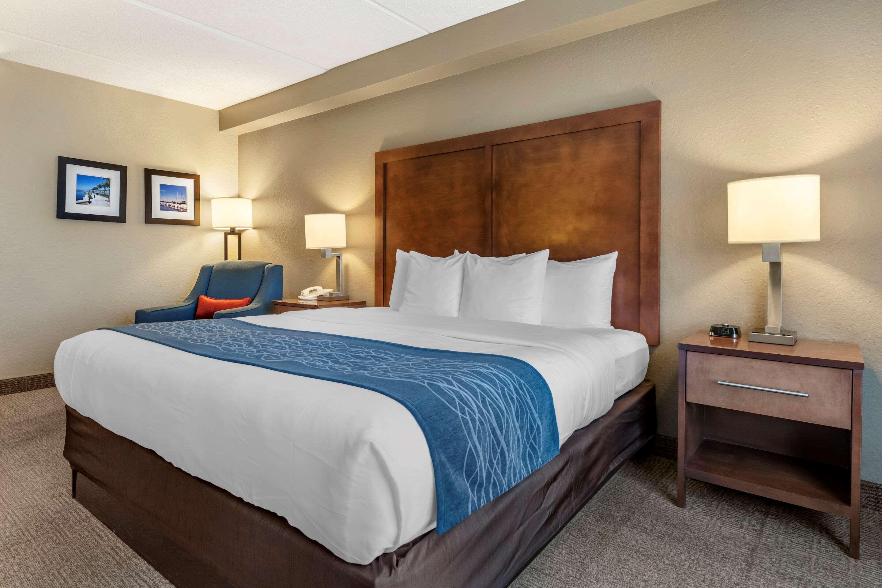 Double Queen Bed Non Smoking