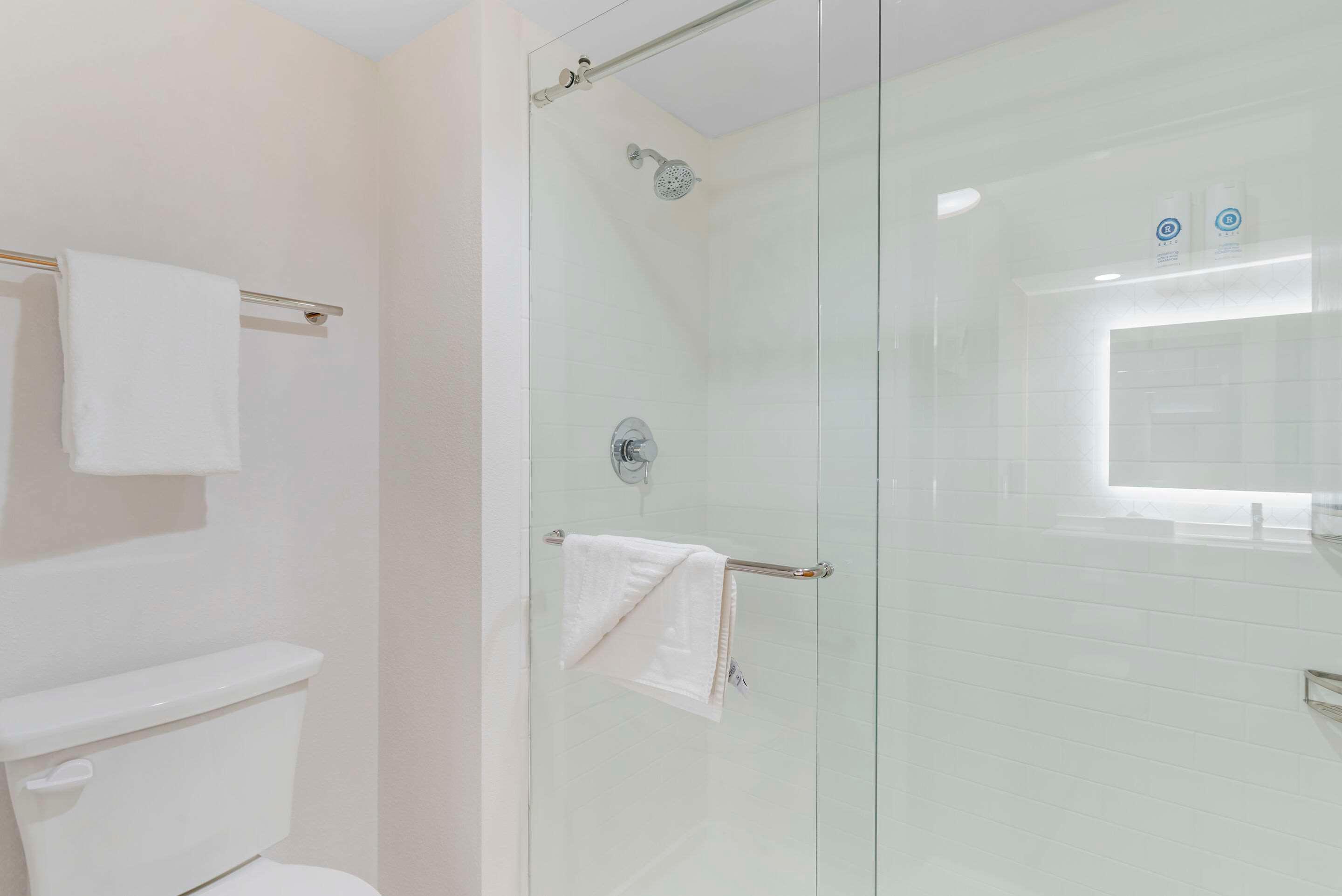 Double King Bed Non Smoking