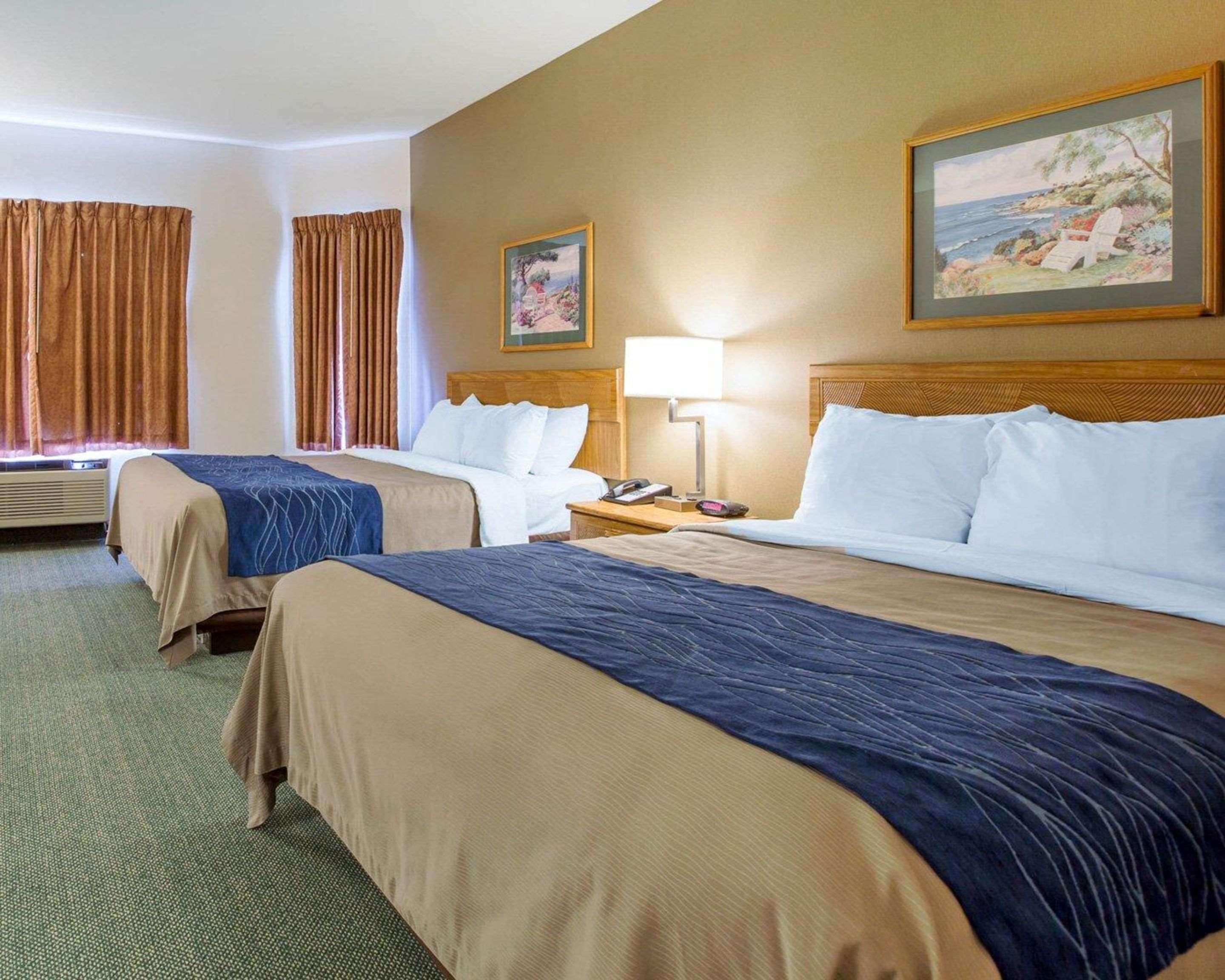 Suite Two Queen Beds