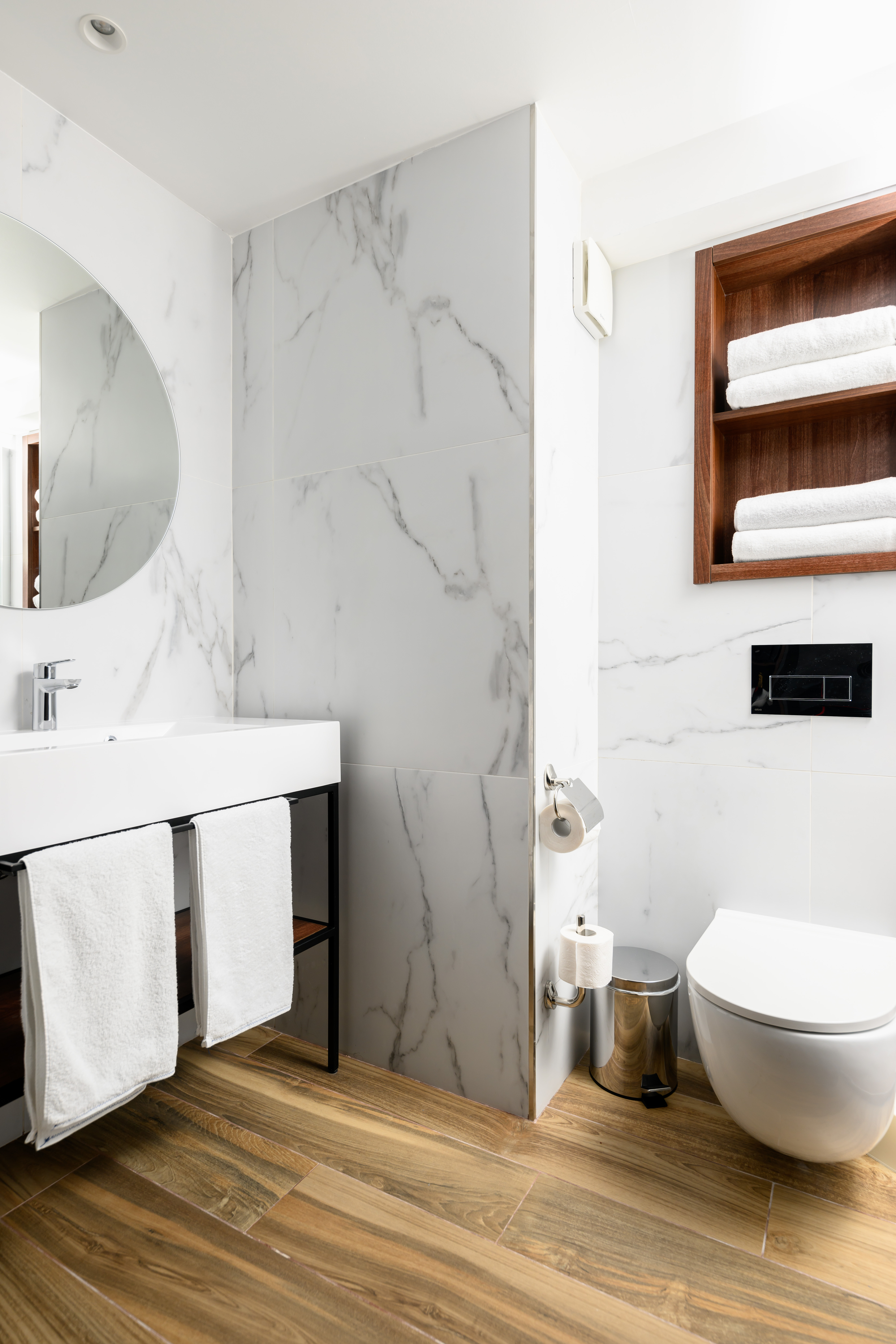 Studio Executive Superior