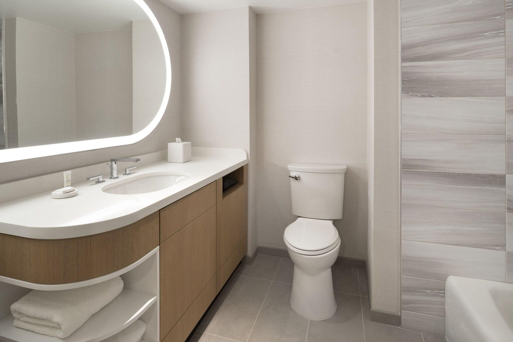 Junior Suite Harbour View