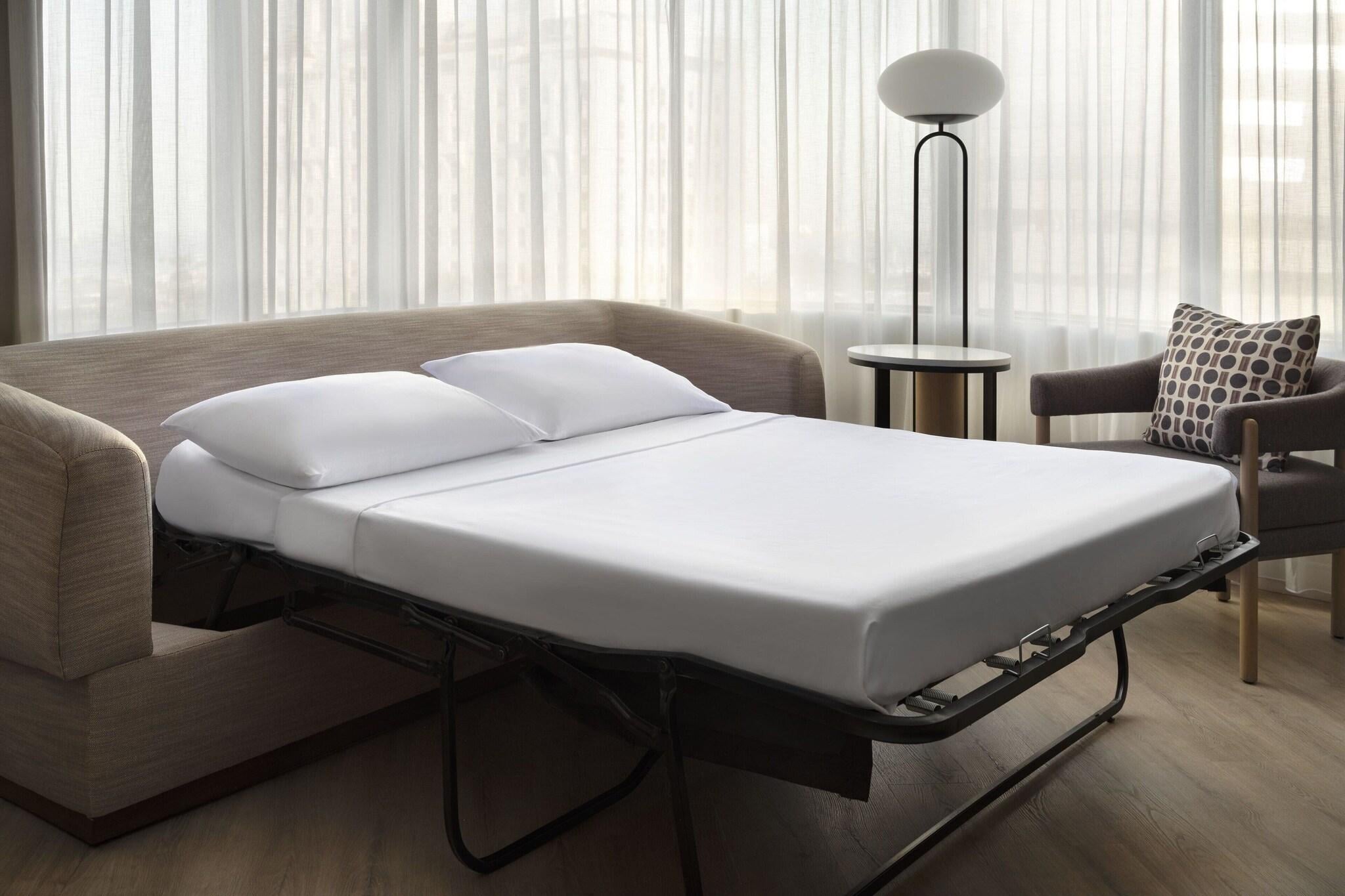 Junior Suite Accessible with Views