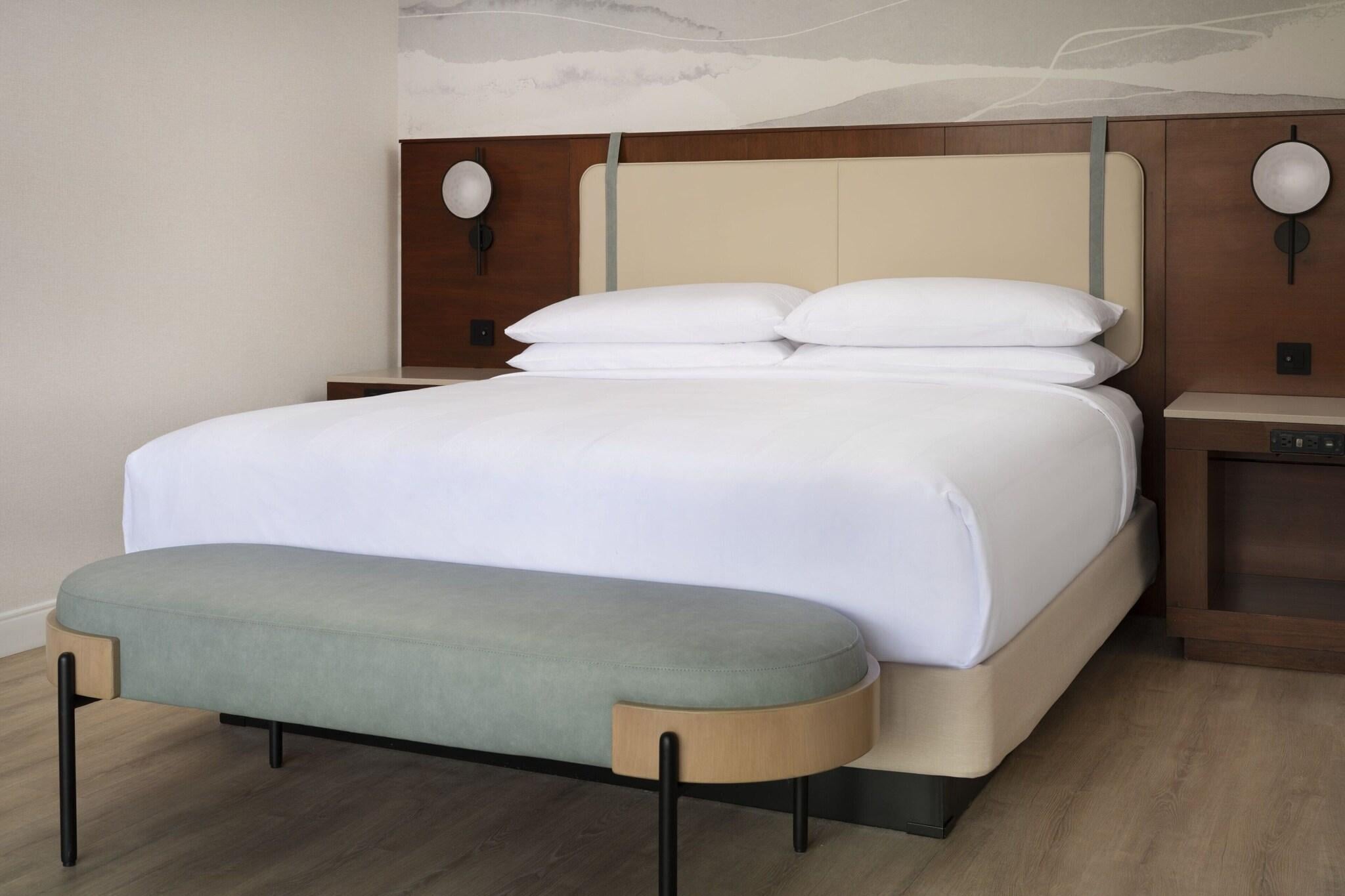 Junior Suite Accessible with Views