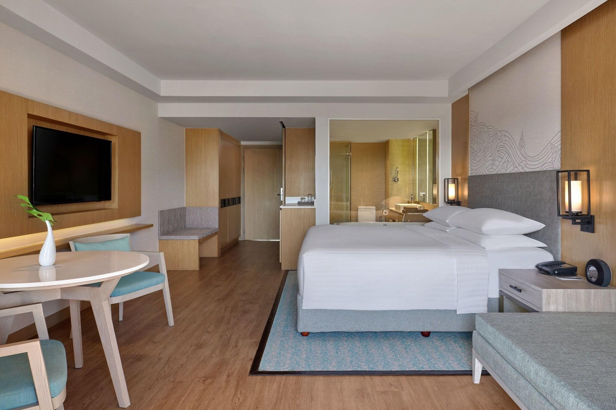 Double Ocean View King Bed
