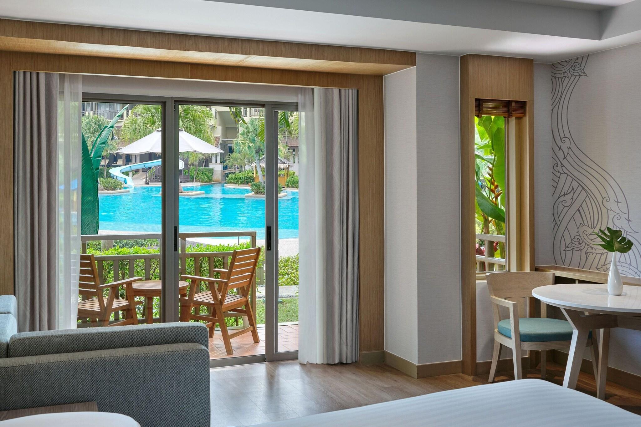 Double Pool View