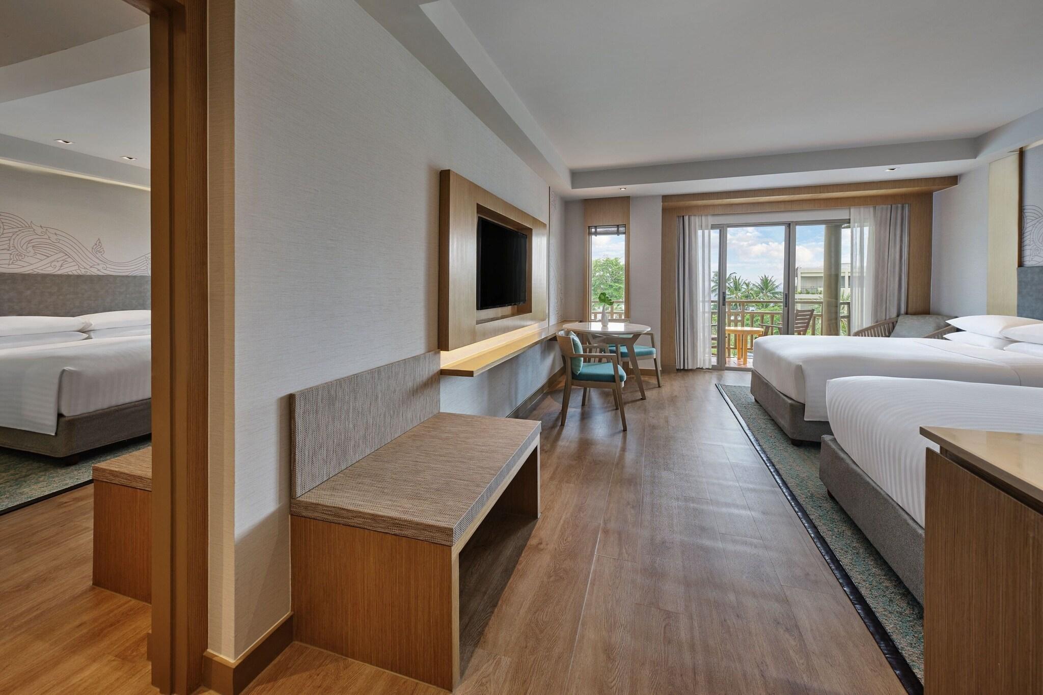 Quadruple Accessible with Views