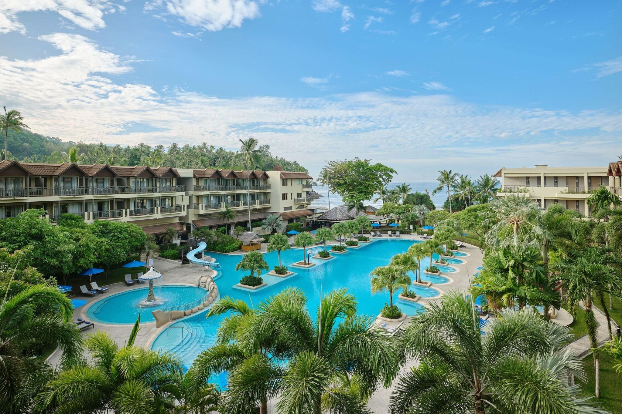 Double Pool View