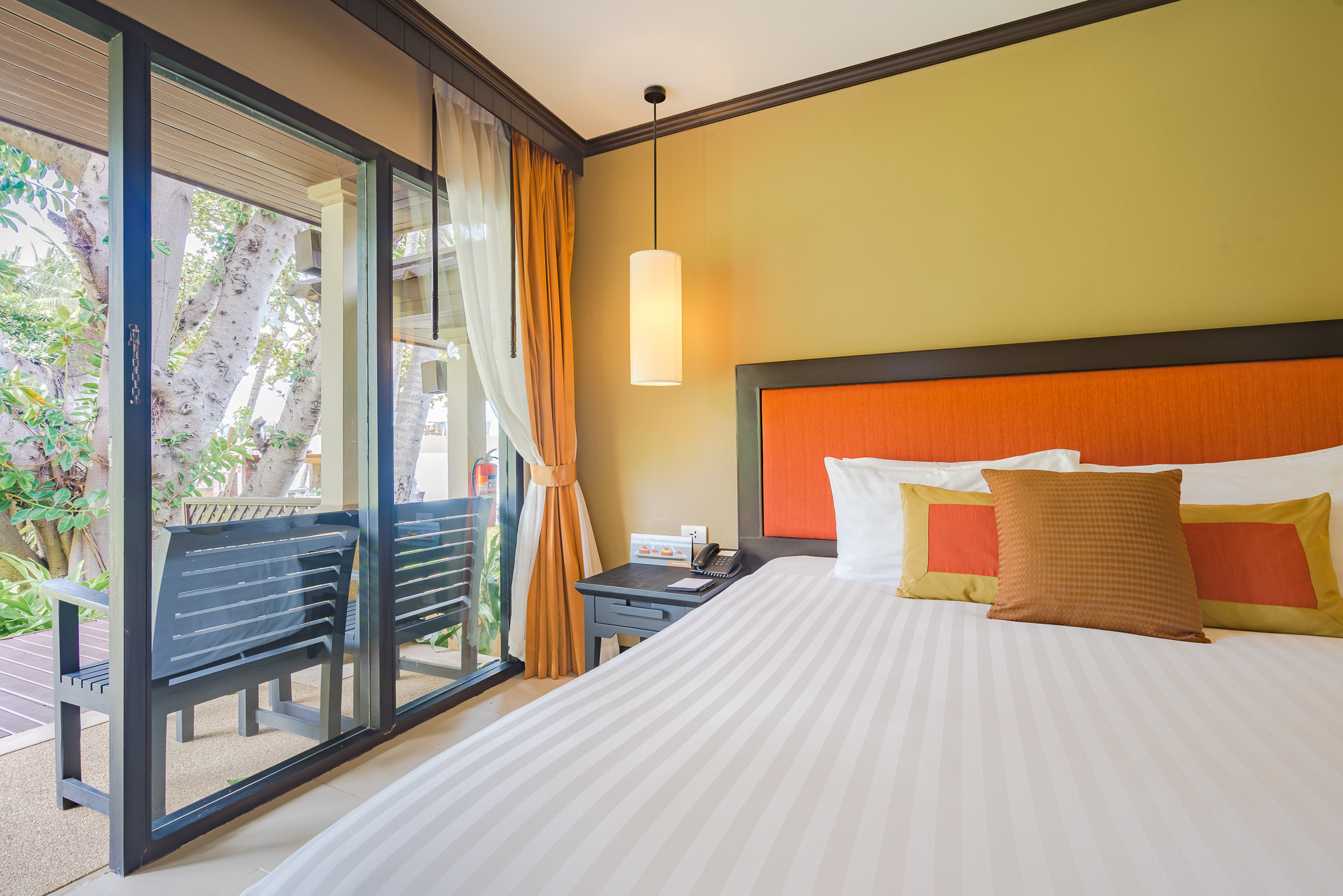 Double or Twin Standard