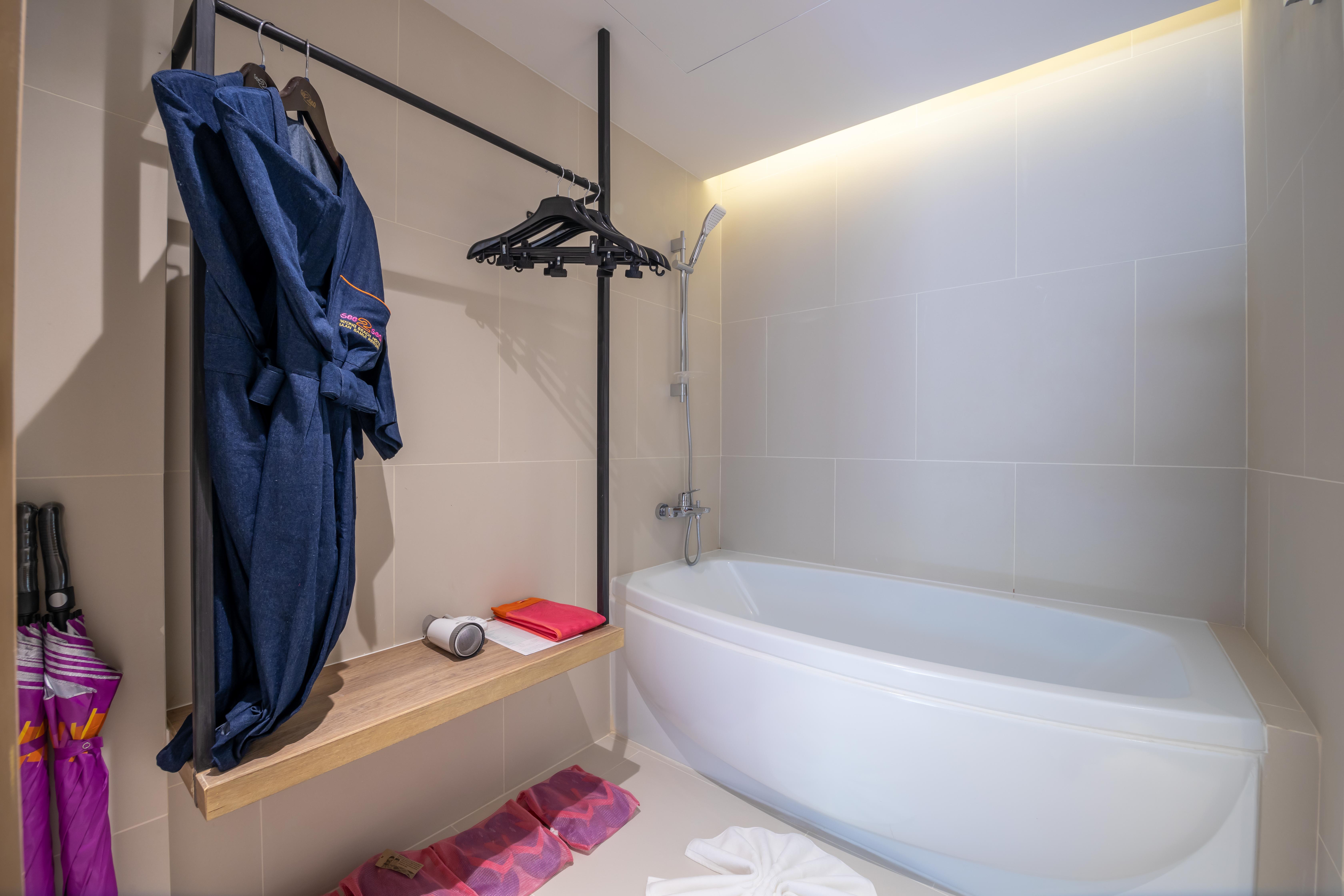 Double or Twin Deluxe