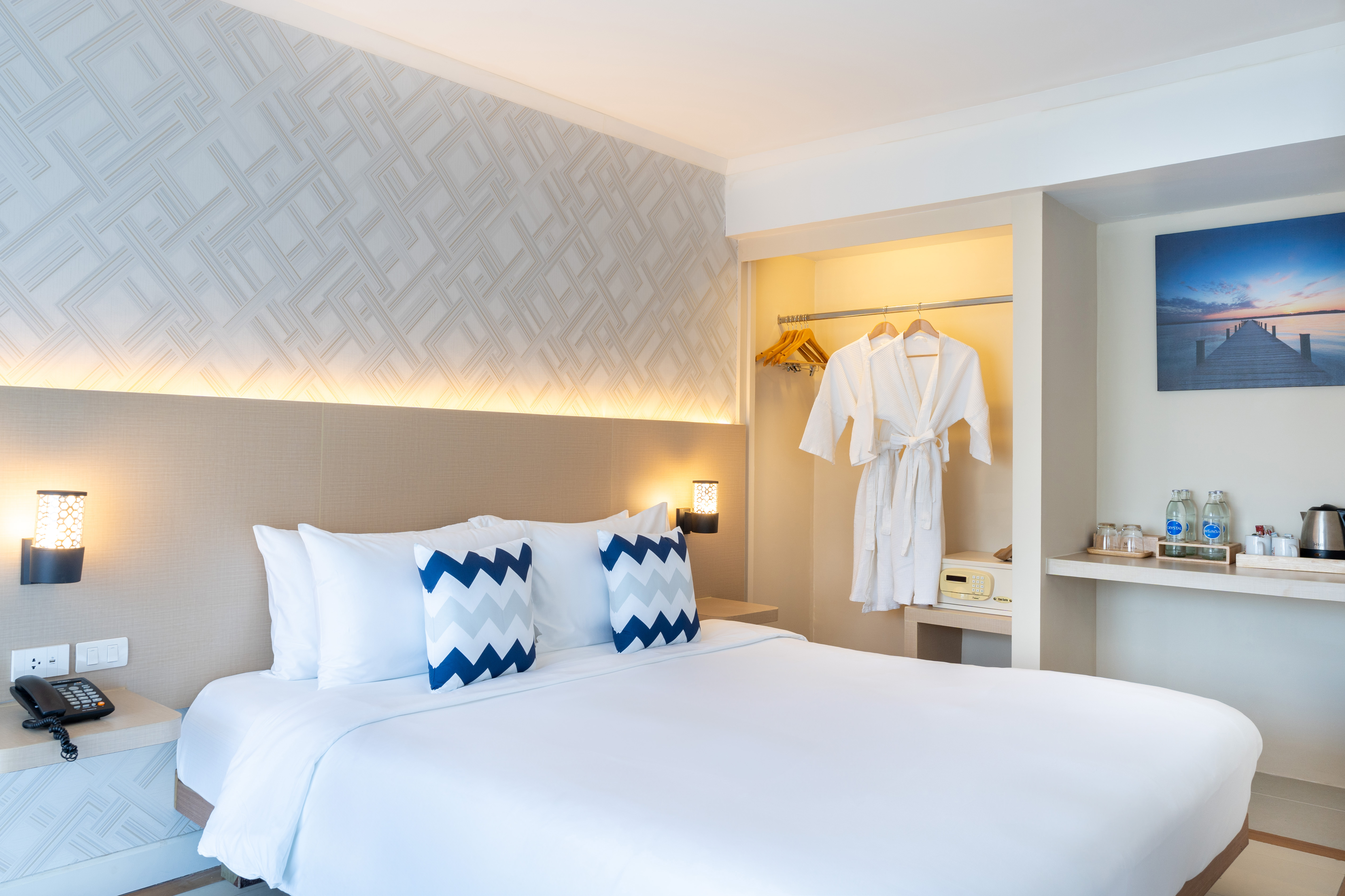 Suite Queen Size Bed