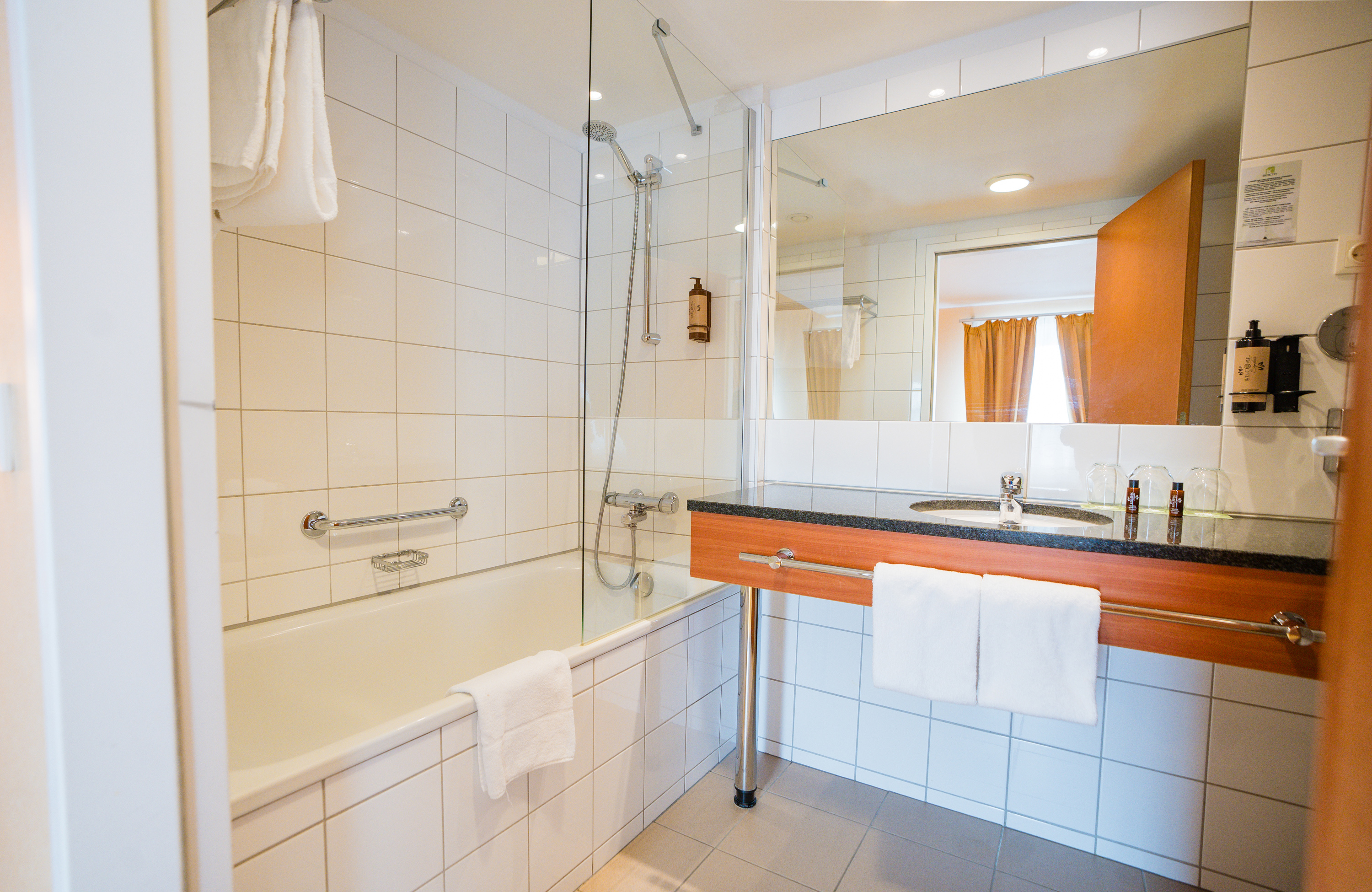 Family Room Capacity 1