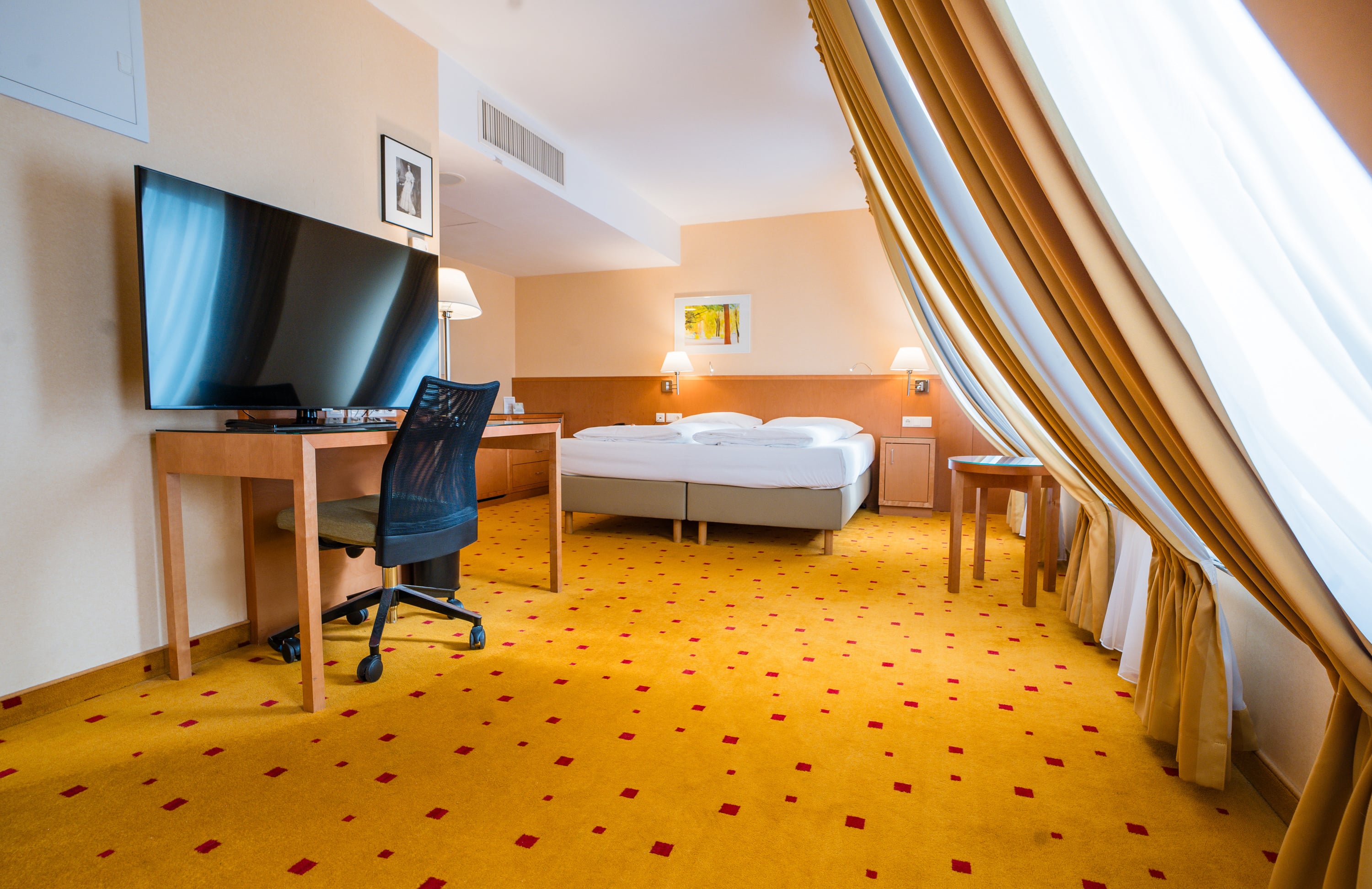 Family Room Capacity 4