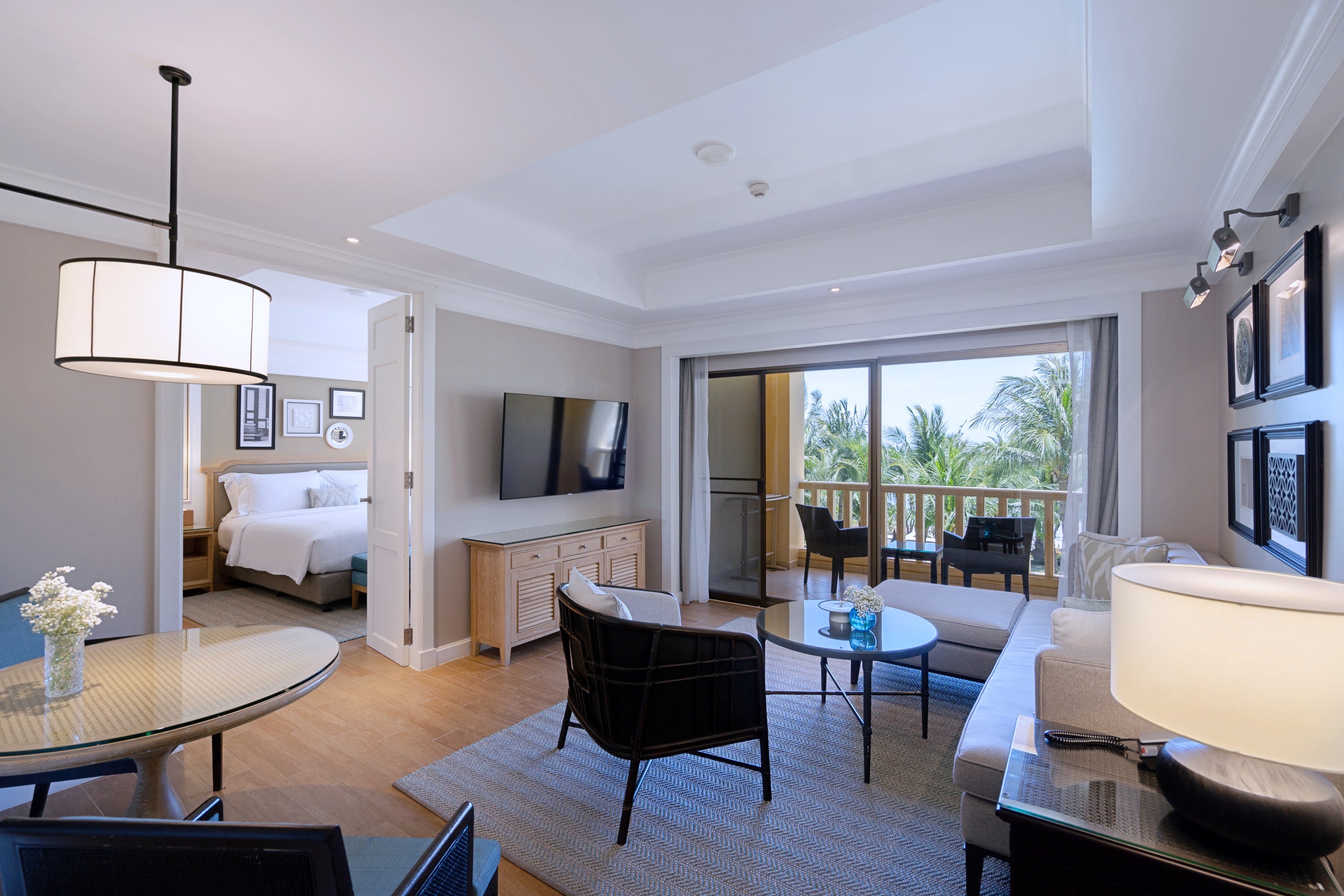 Family Room King Size Bed