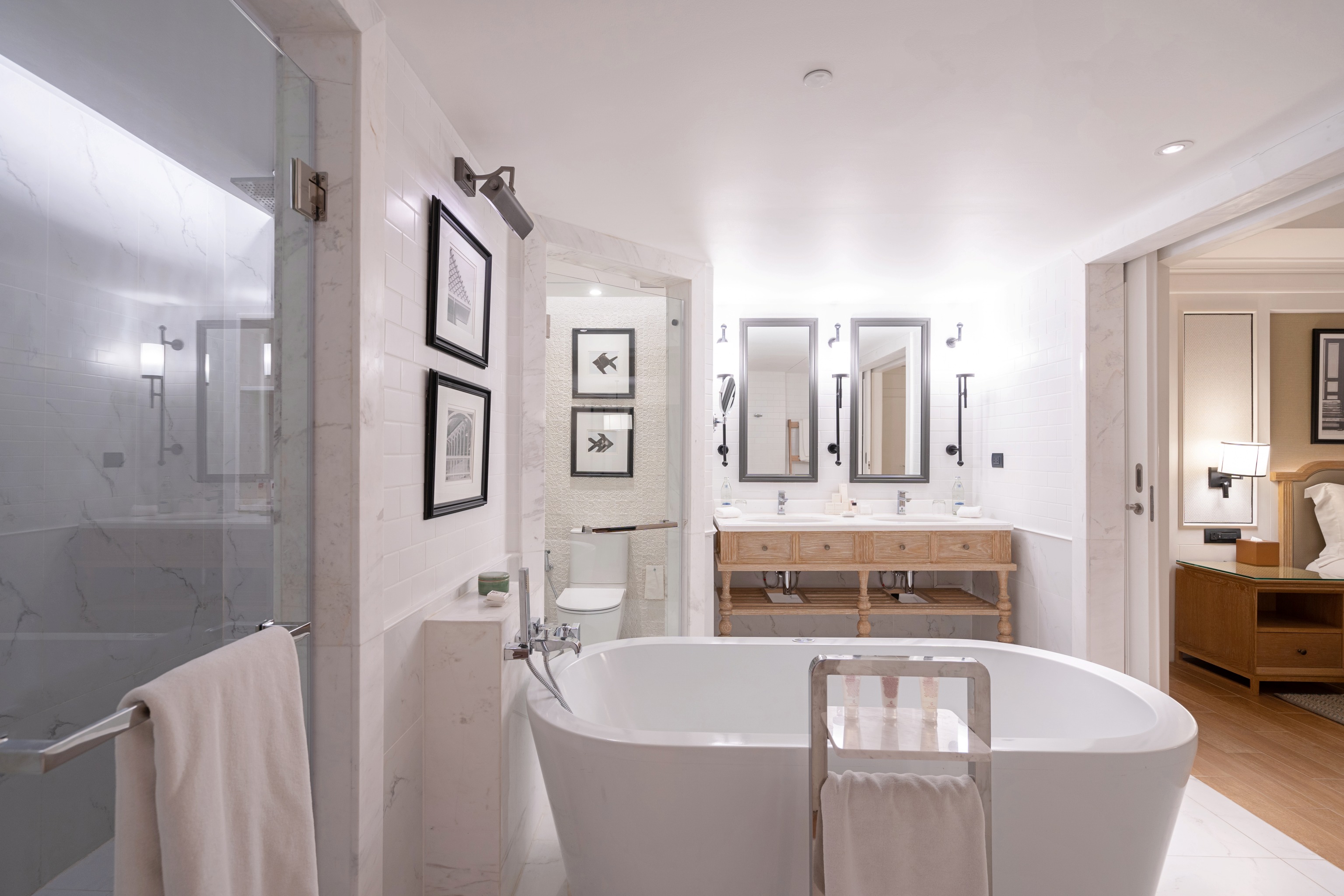 Family Room King Size Bed