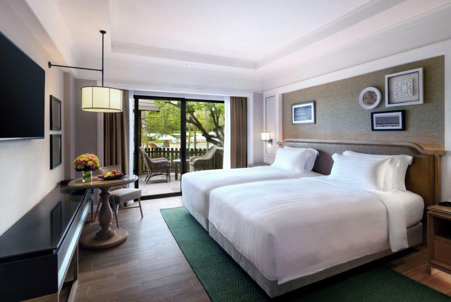 Double King Size Bed