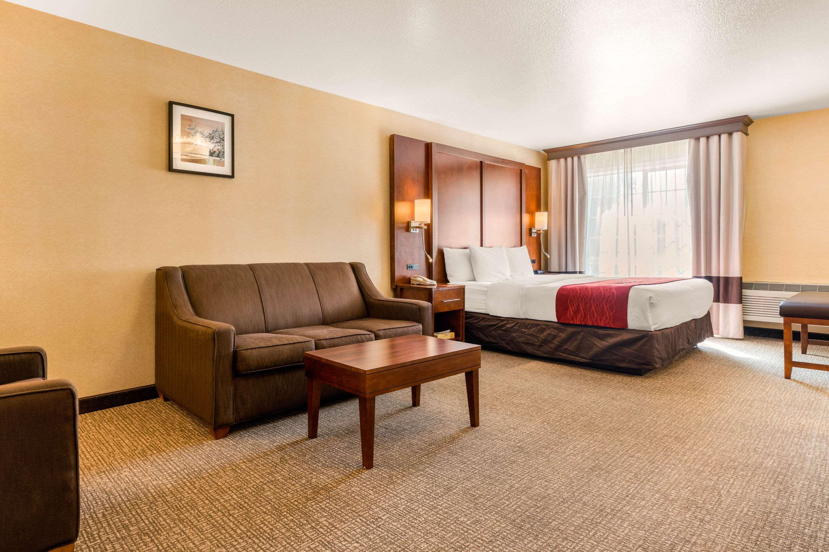 Double King Bed Non Smoking