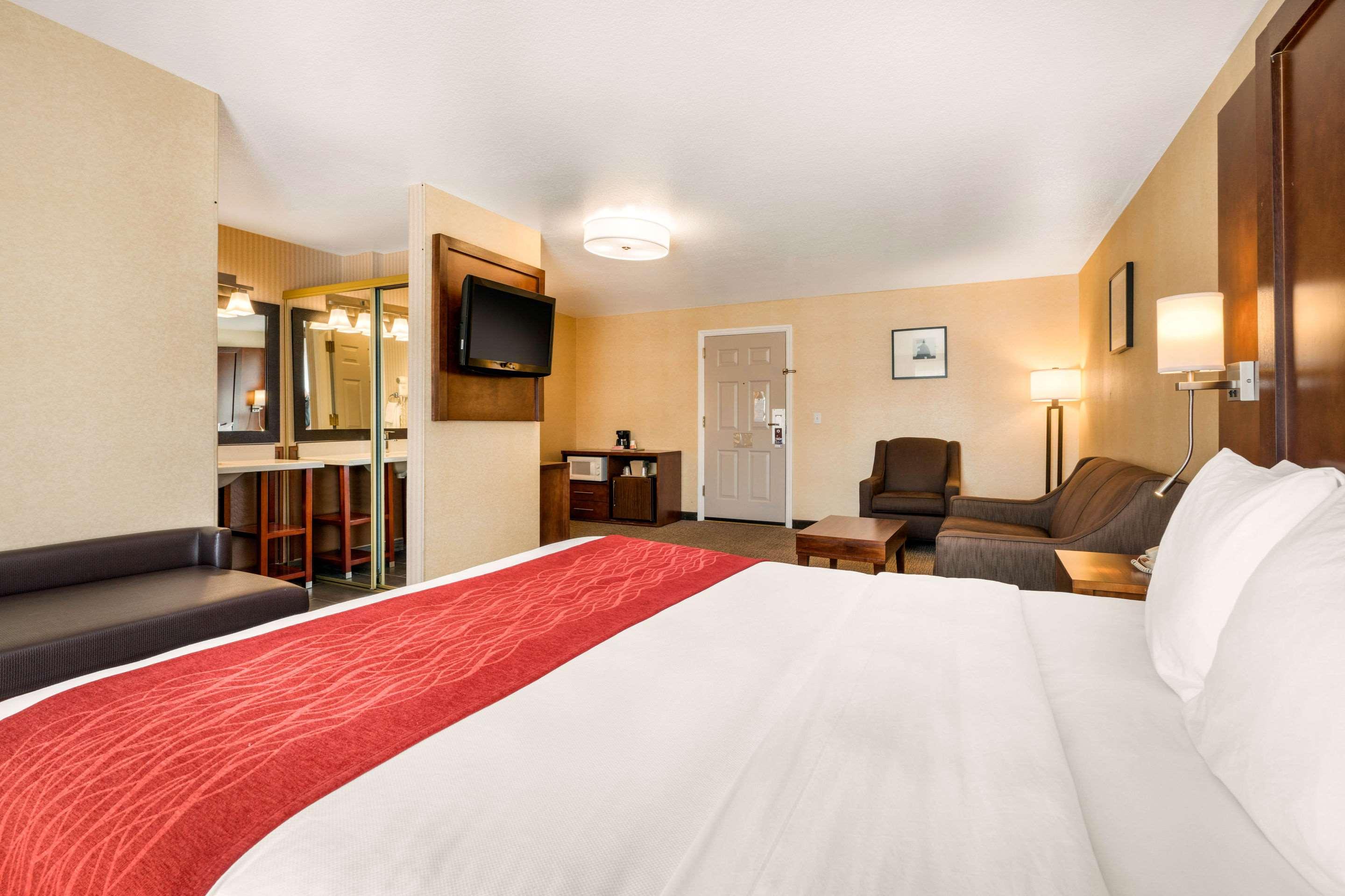 Double King Bed Non Smoking